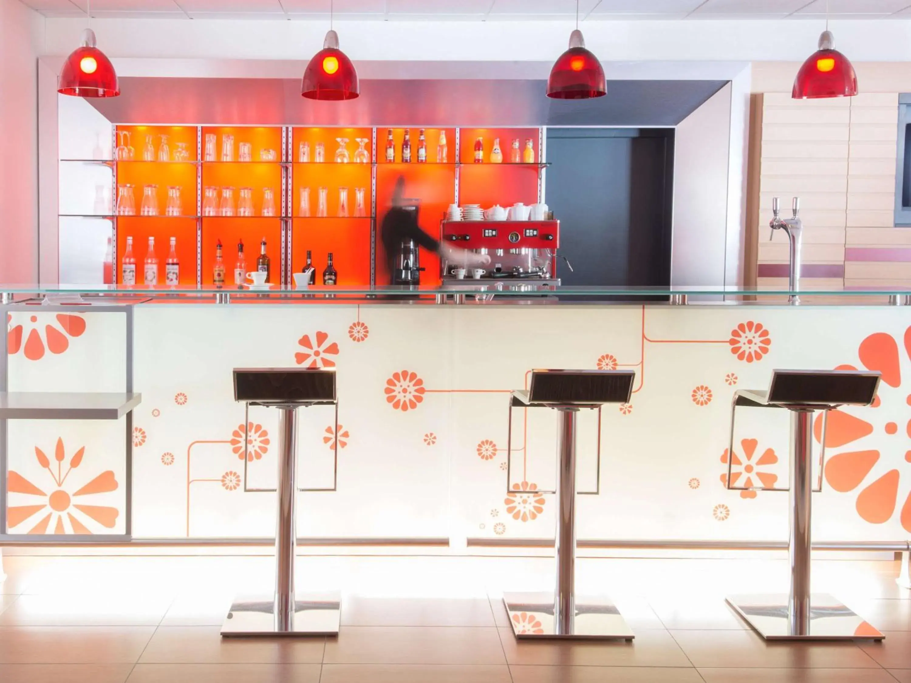 Lounge or bar, Lounge/Bar in ibis Cholet