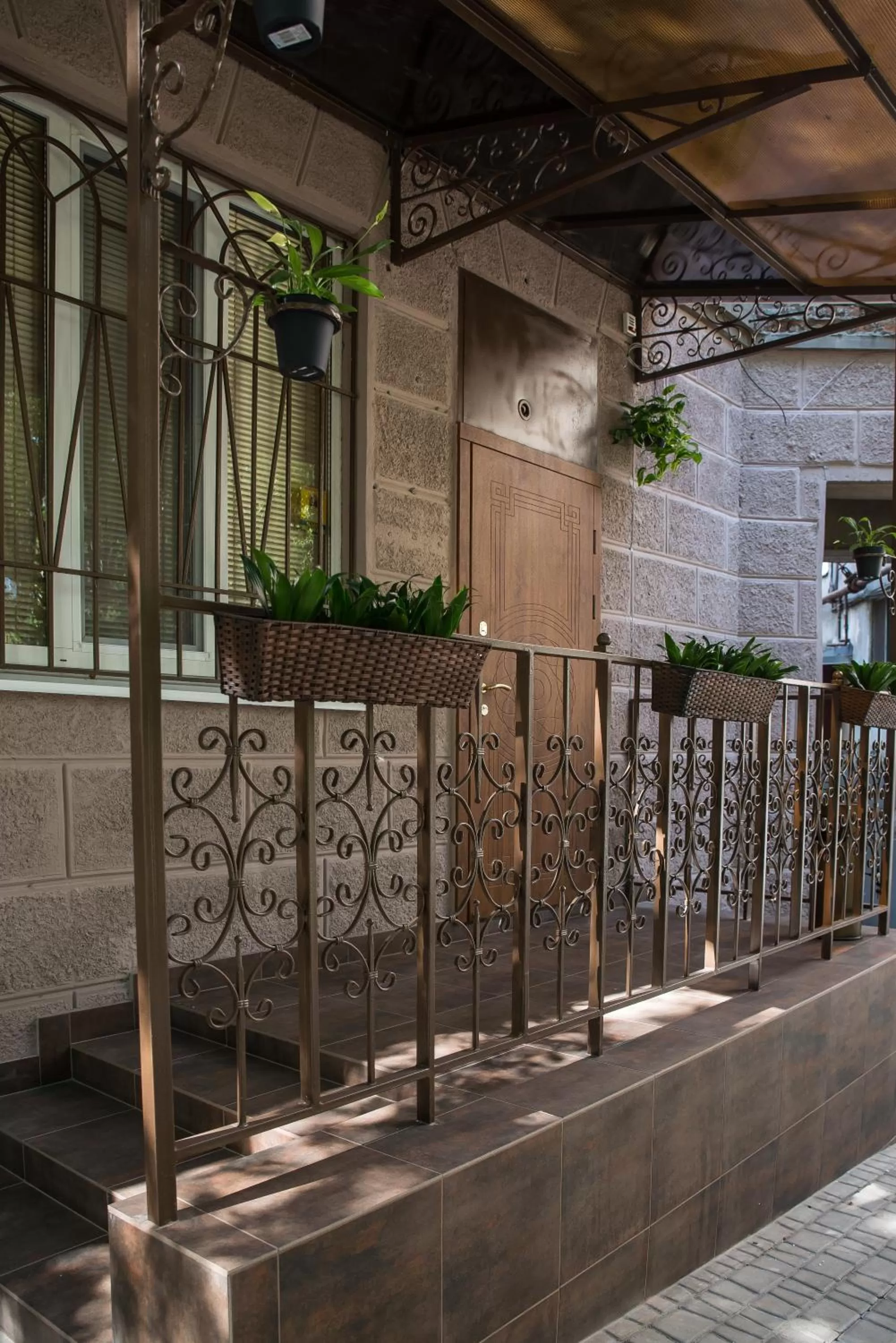 Facade/entrance in L.O.Y Family Hotel