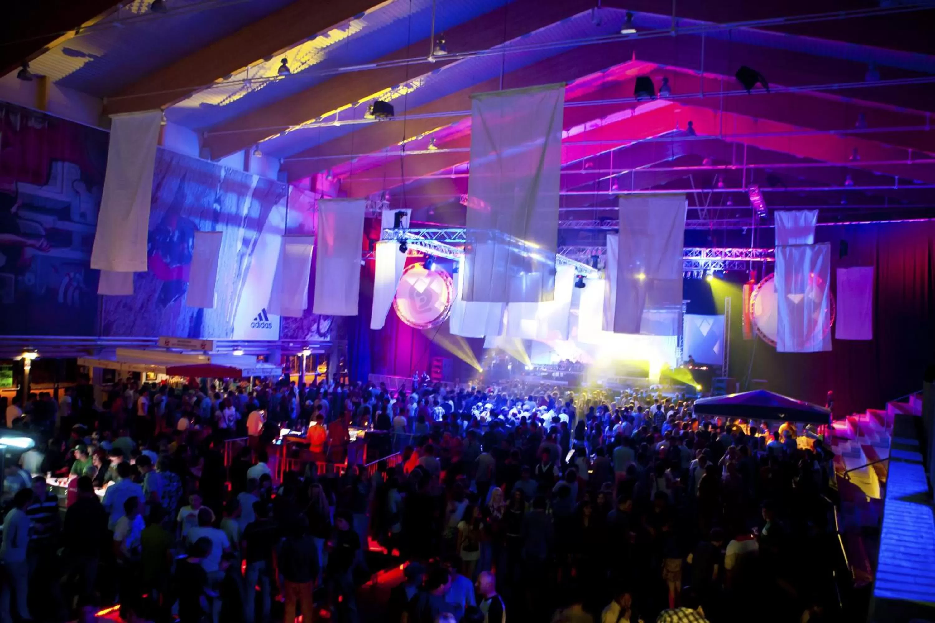 Evening entertainment in Gasthof zum Stern