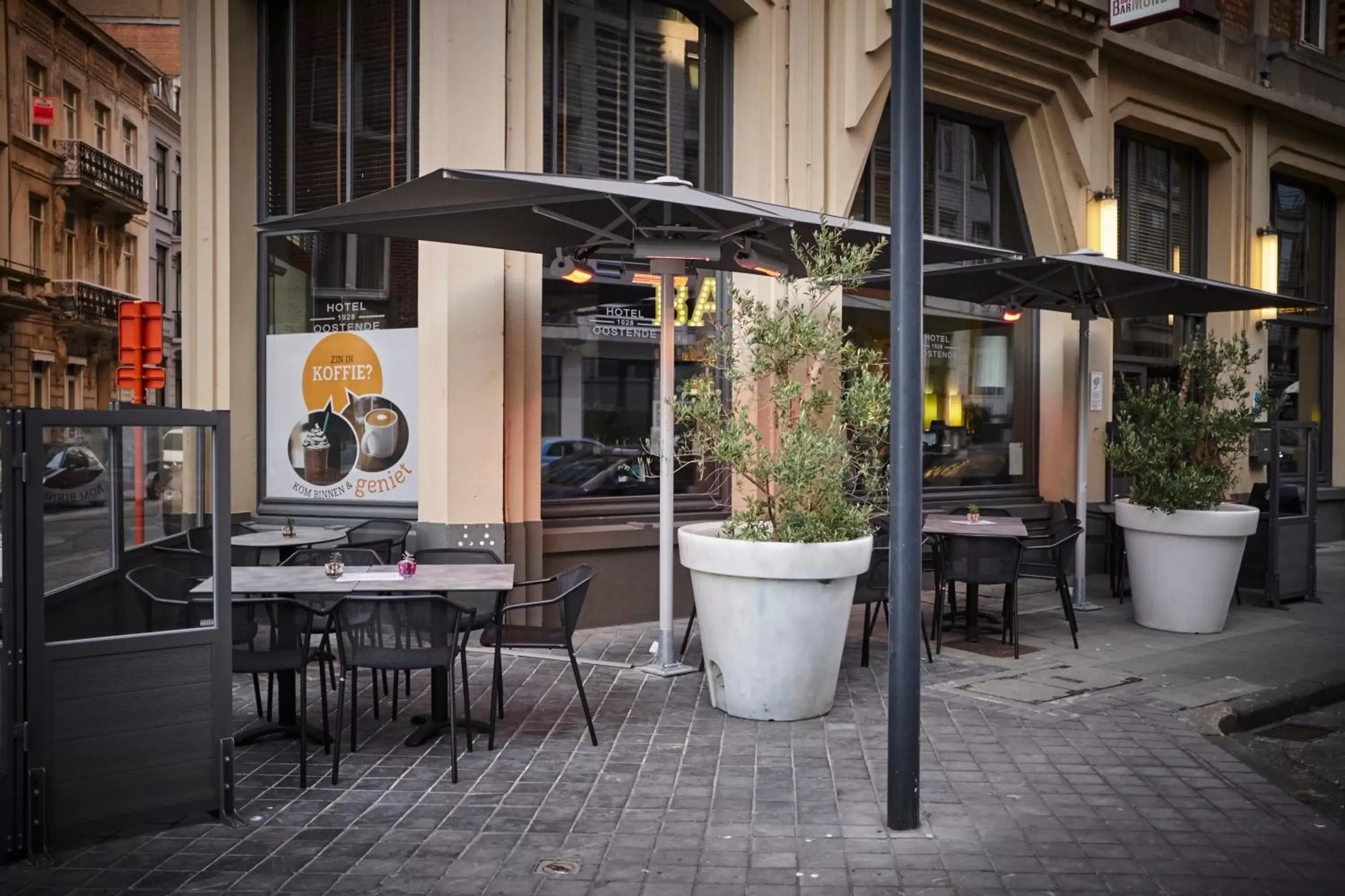 Balcony/Terrace, Restaurant/Places to Eat in Leopold Hotel Ostend