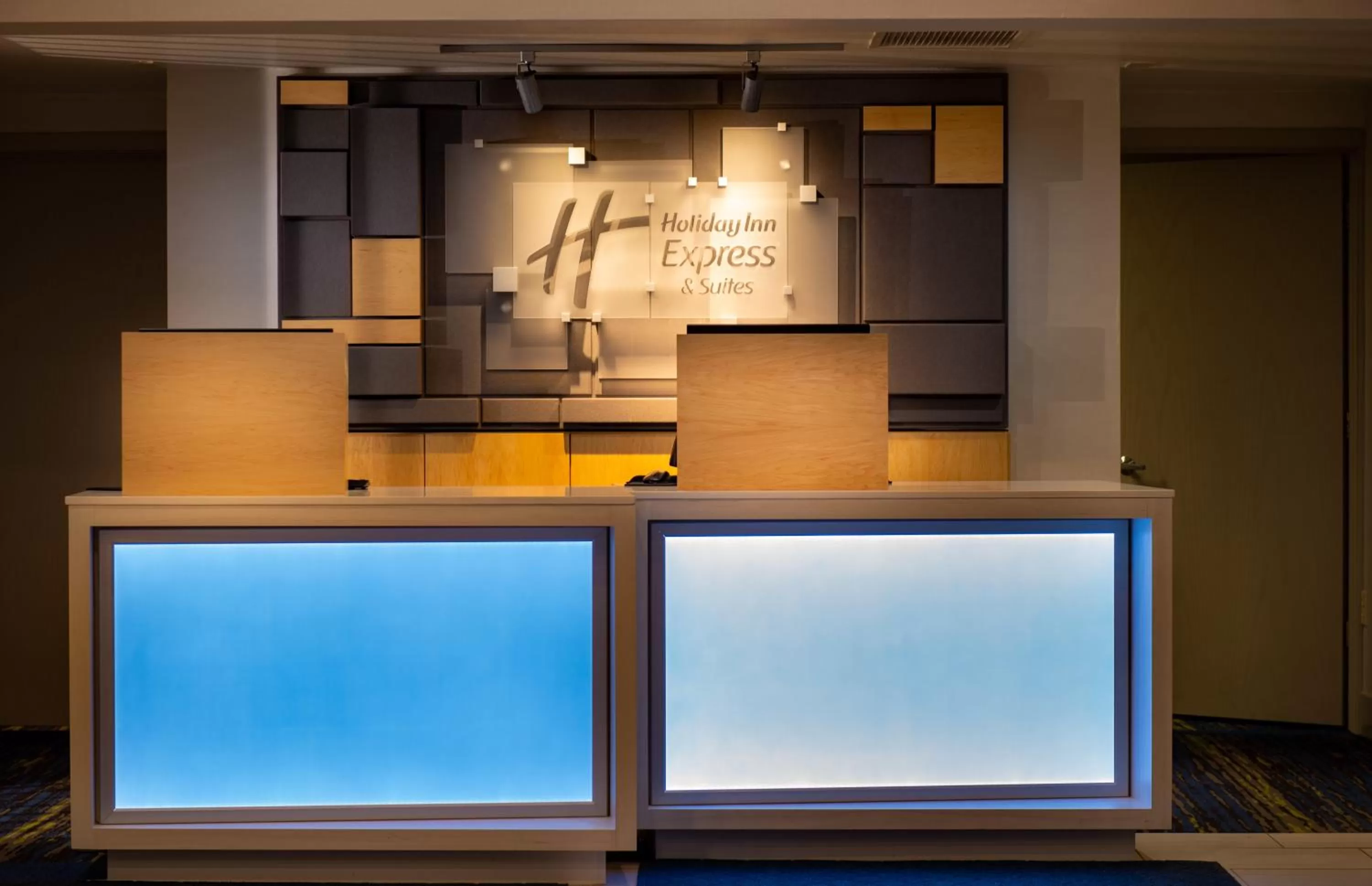 Property building in Holiday Inn Express & Suites Wausau by IHG