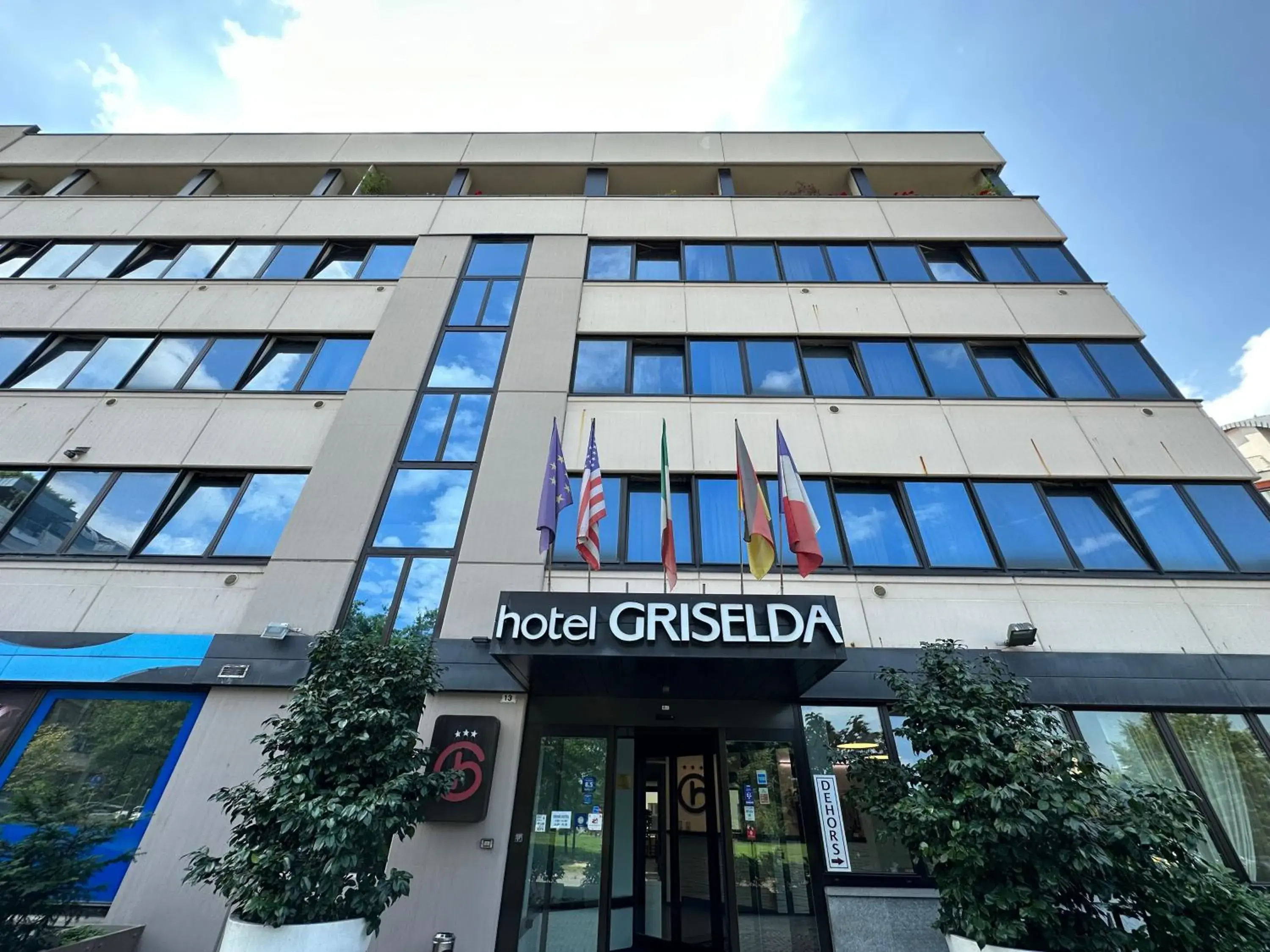 Property Building in Hotel Griselda