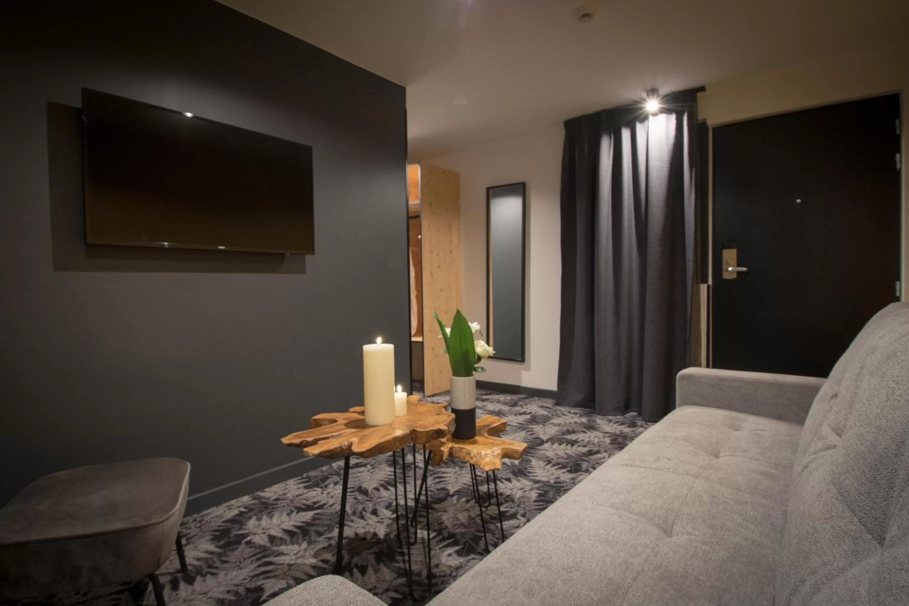 Bedroom in L' Hôtel & Spa Ribeauville- Haut-Koenigsbourg