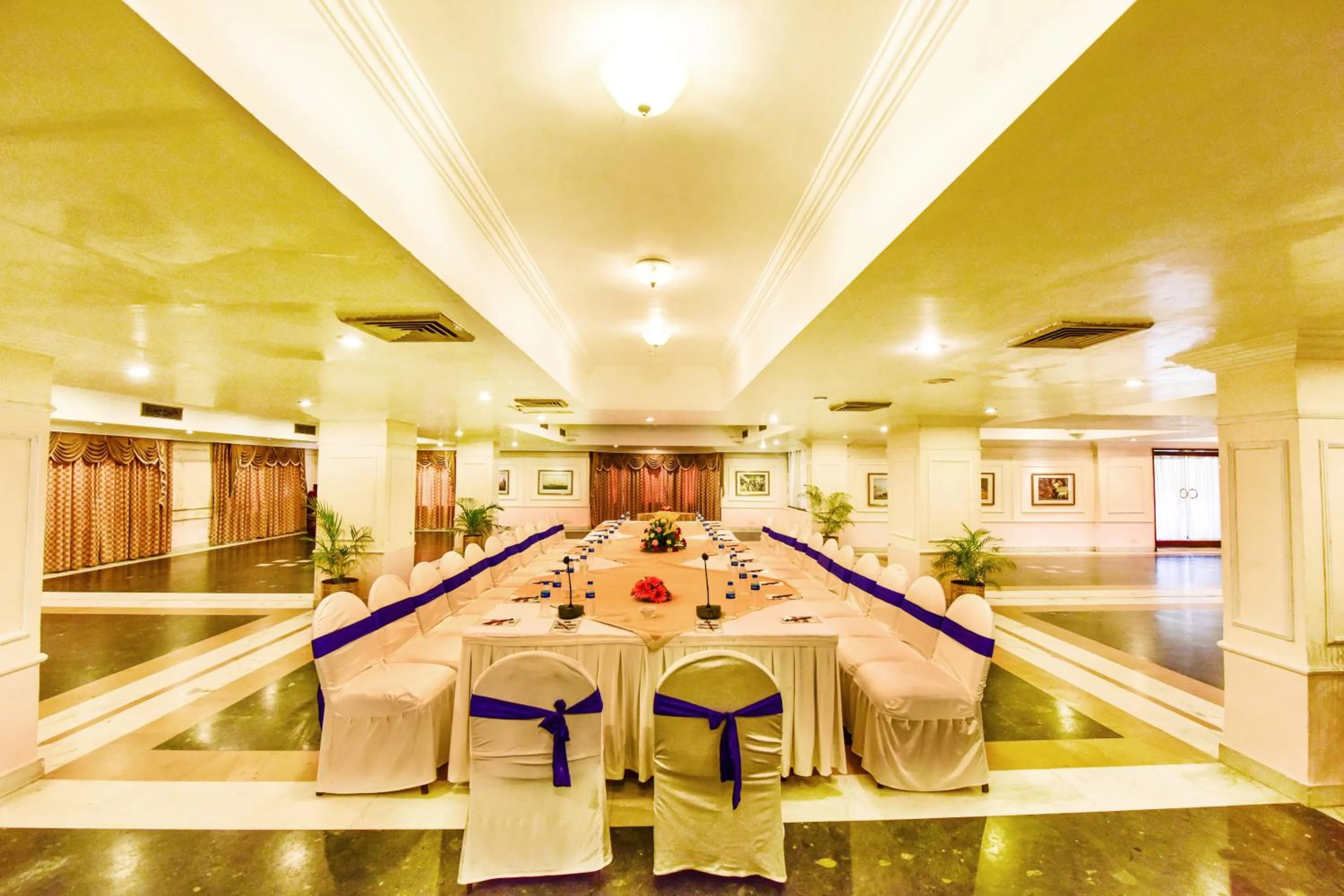BBQ facilities in Hotel Swosti Premium Bhubaneswar