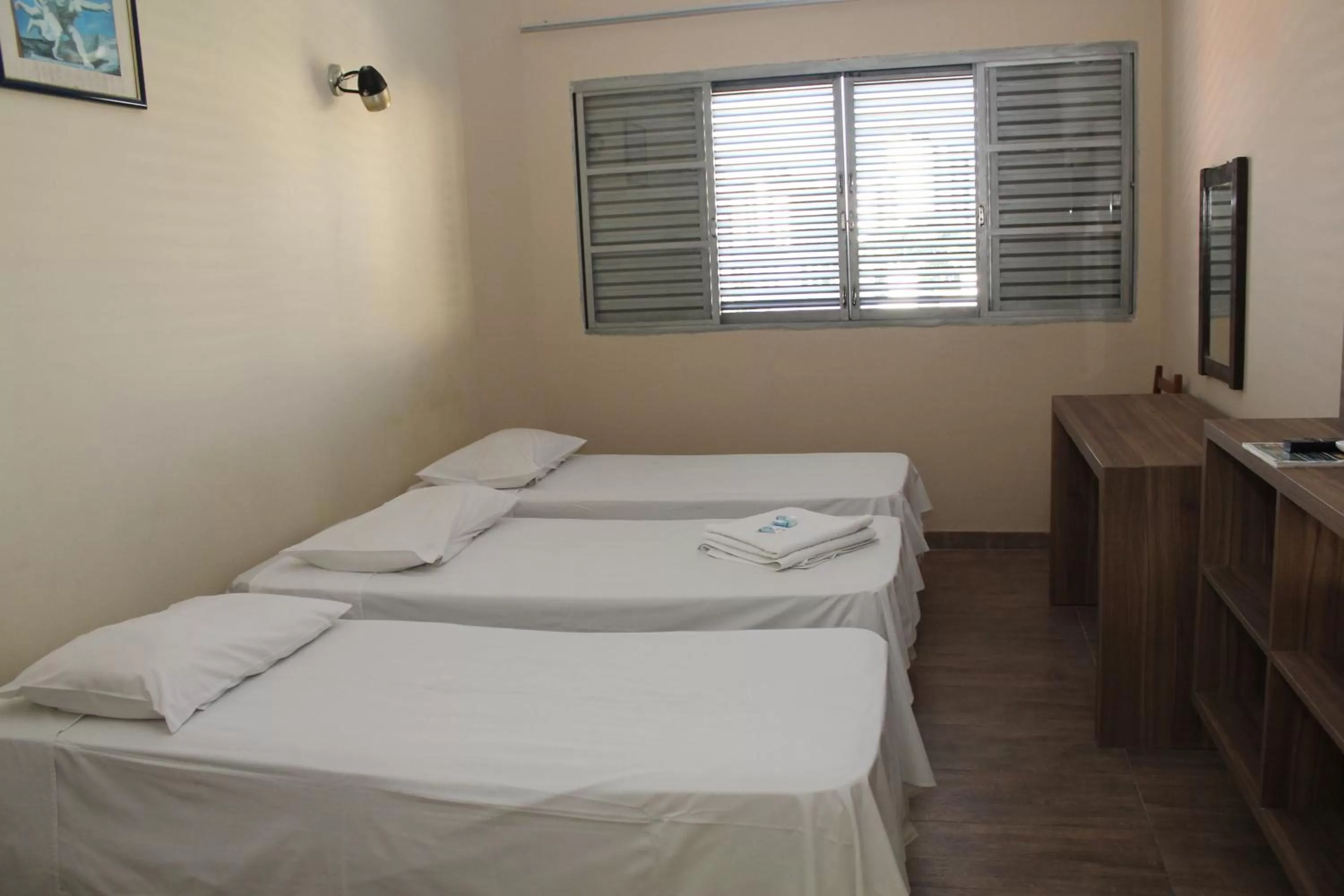 Day, Bed in Espigão Palace Hotel