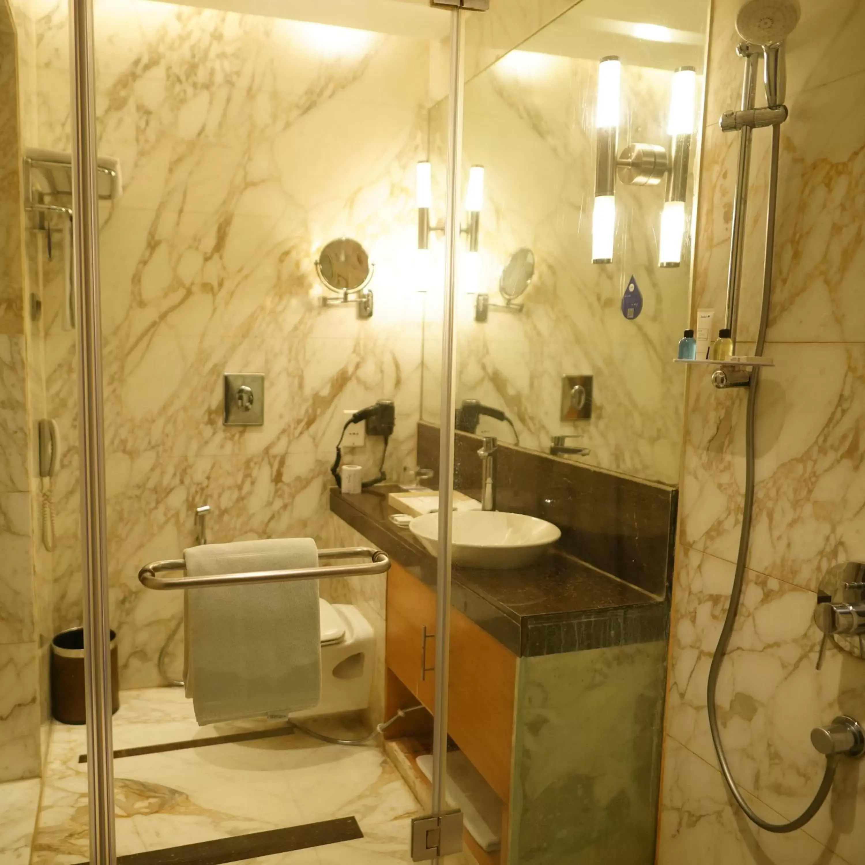 Bathroom in Radisson Blu Marina Hotel Connaught Place