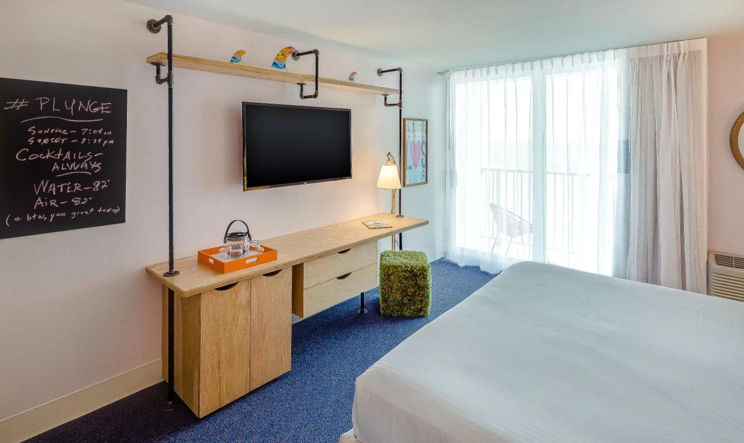 TV and multimedia, Bed in Plunge Beach Resort