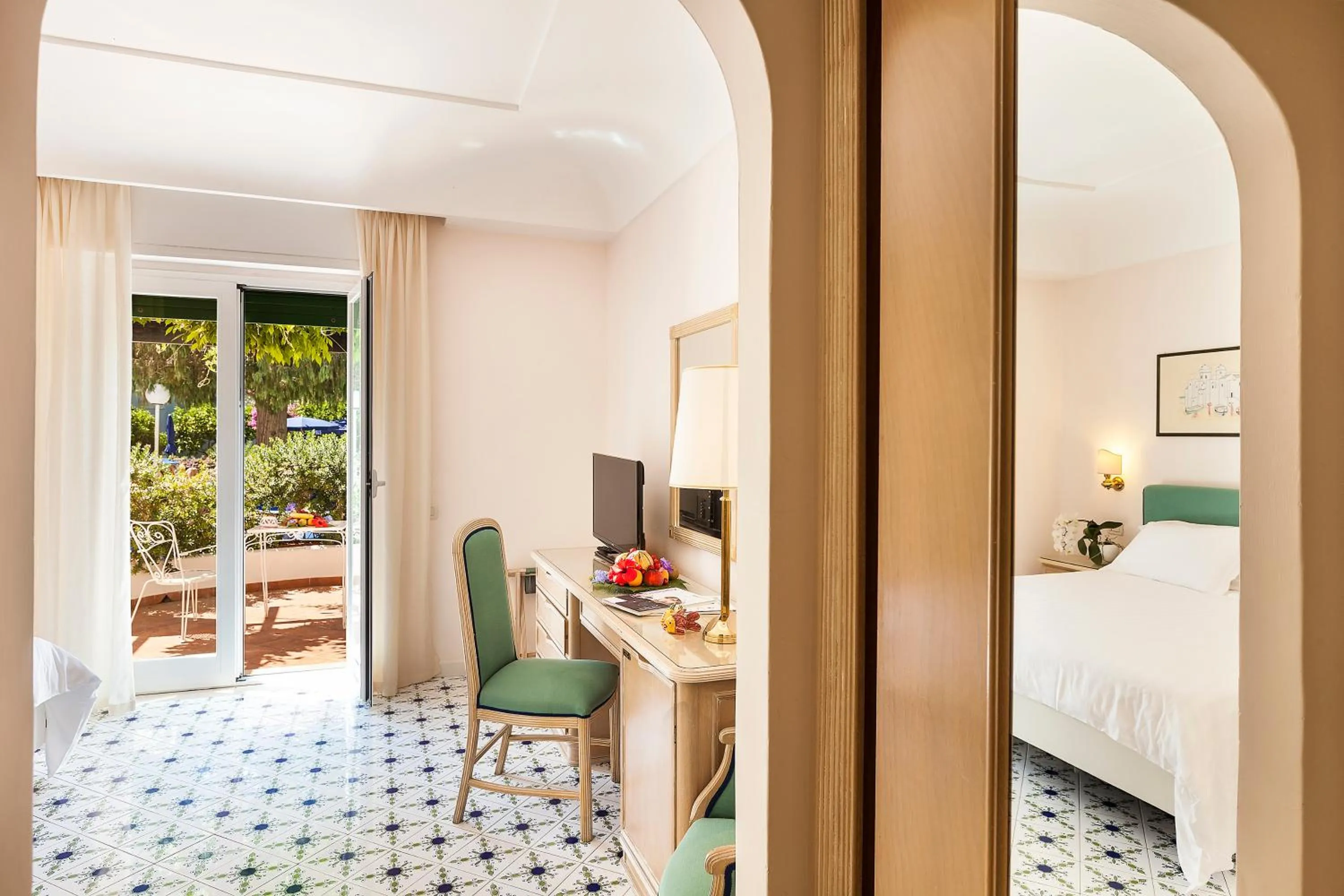 Bed in Hotel Continental Ischia