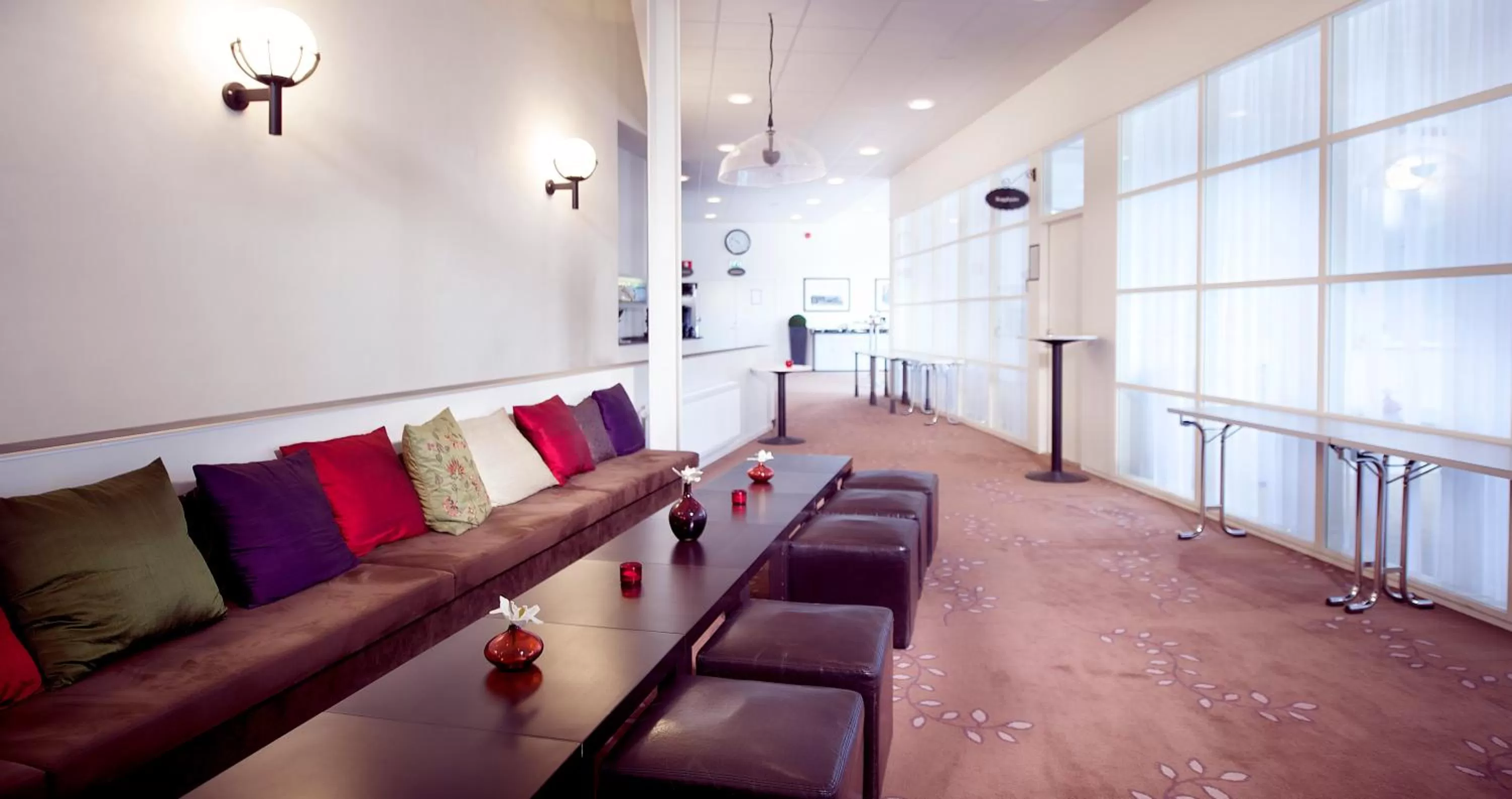 Communal lounge/ TV room, Lounge/Bar in Clarion Collection Hotel Bolinder Munktell