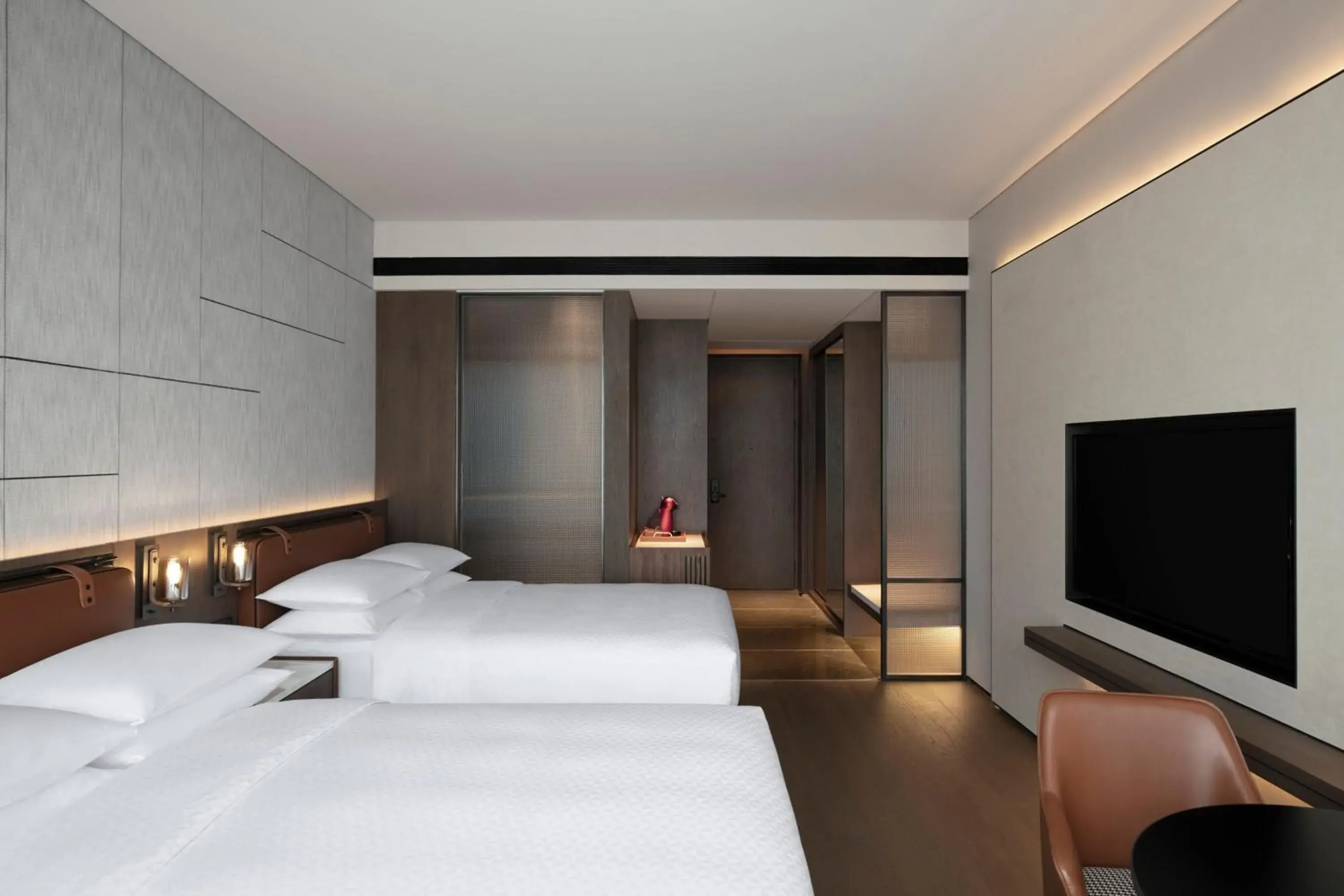 Photo of the whole room, Bed in Four Points by Sheraton Chengdu Tianfu New Area