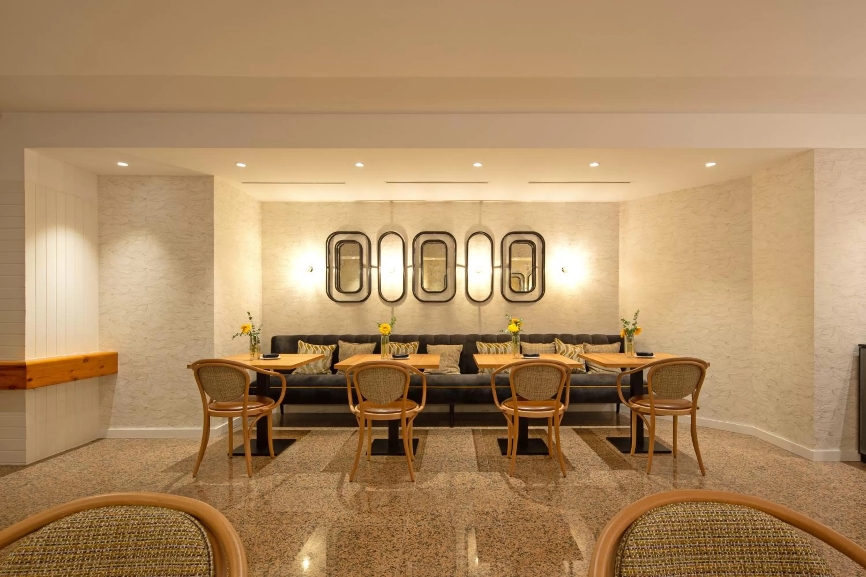 Lounge or bar in Eurostars Gran Hotel Lugo