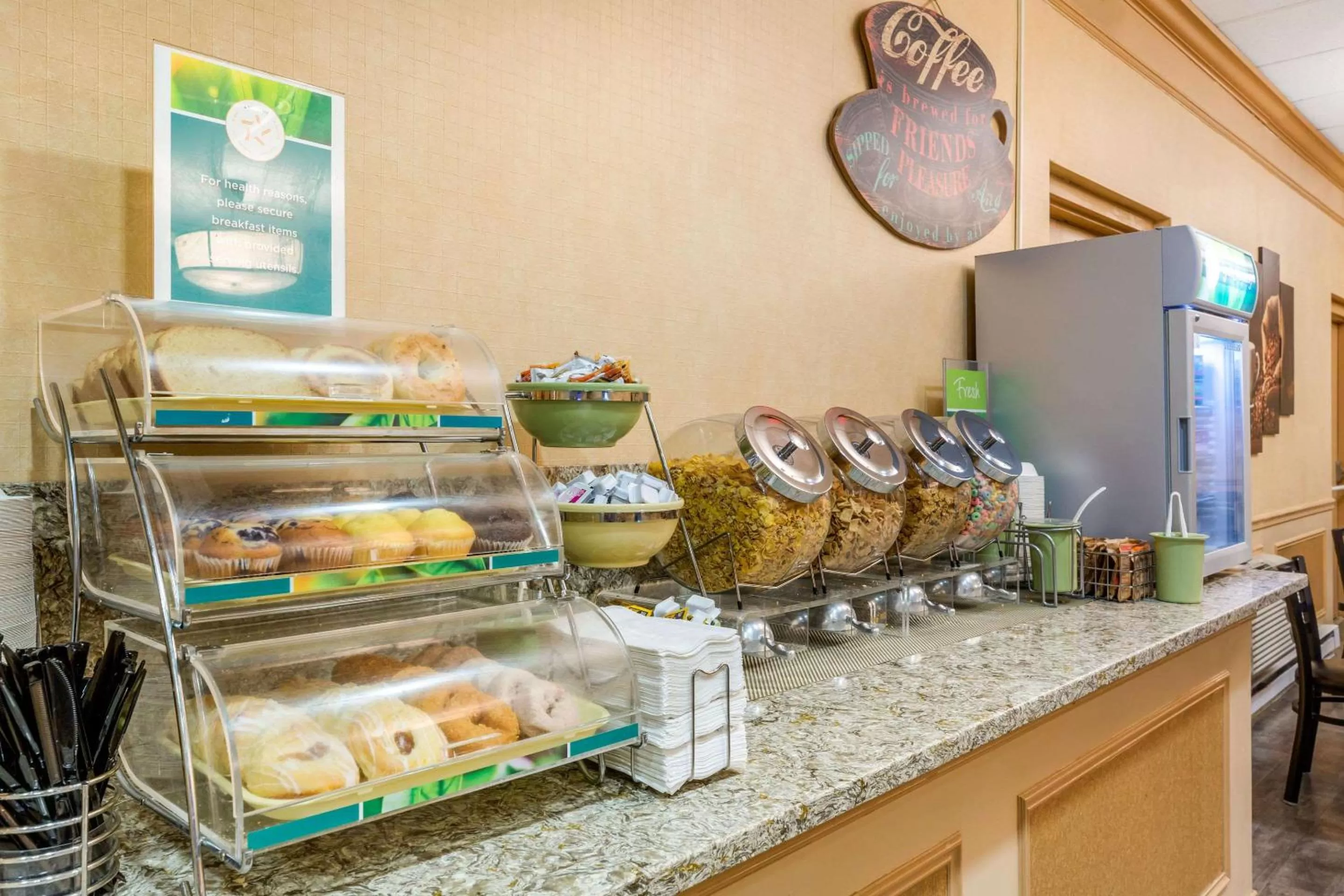 Restaurant/places to eat in Quality Inn Old Saybrook - Westbrook