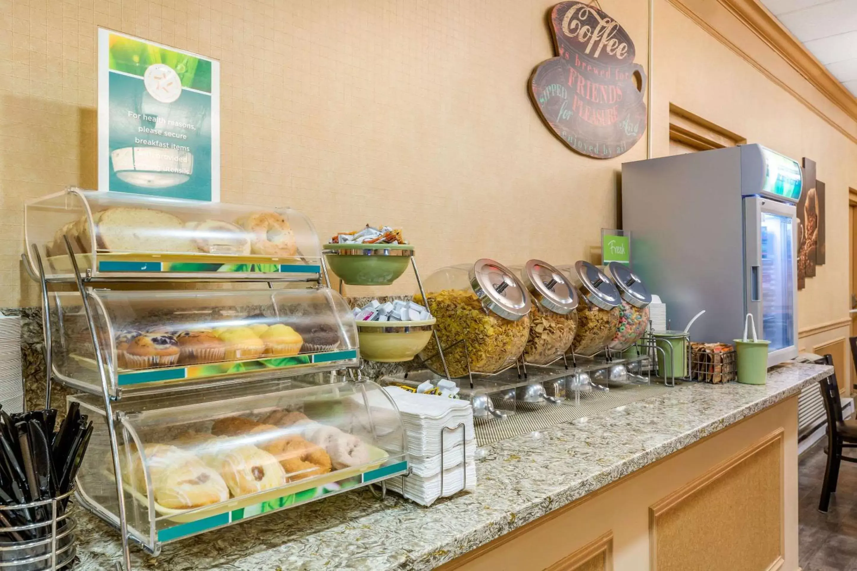 Restaurant/places to eat in Quality Inn Old Saybrook - Westbrook Restaurant/places to eat in Quality Inn Old Saybrook - Westbrook