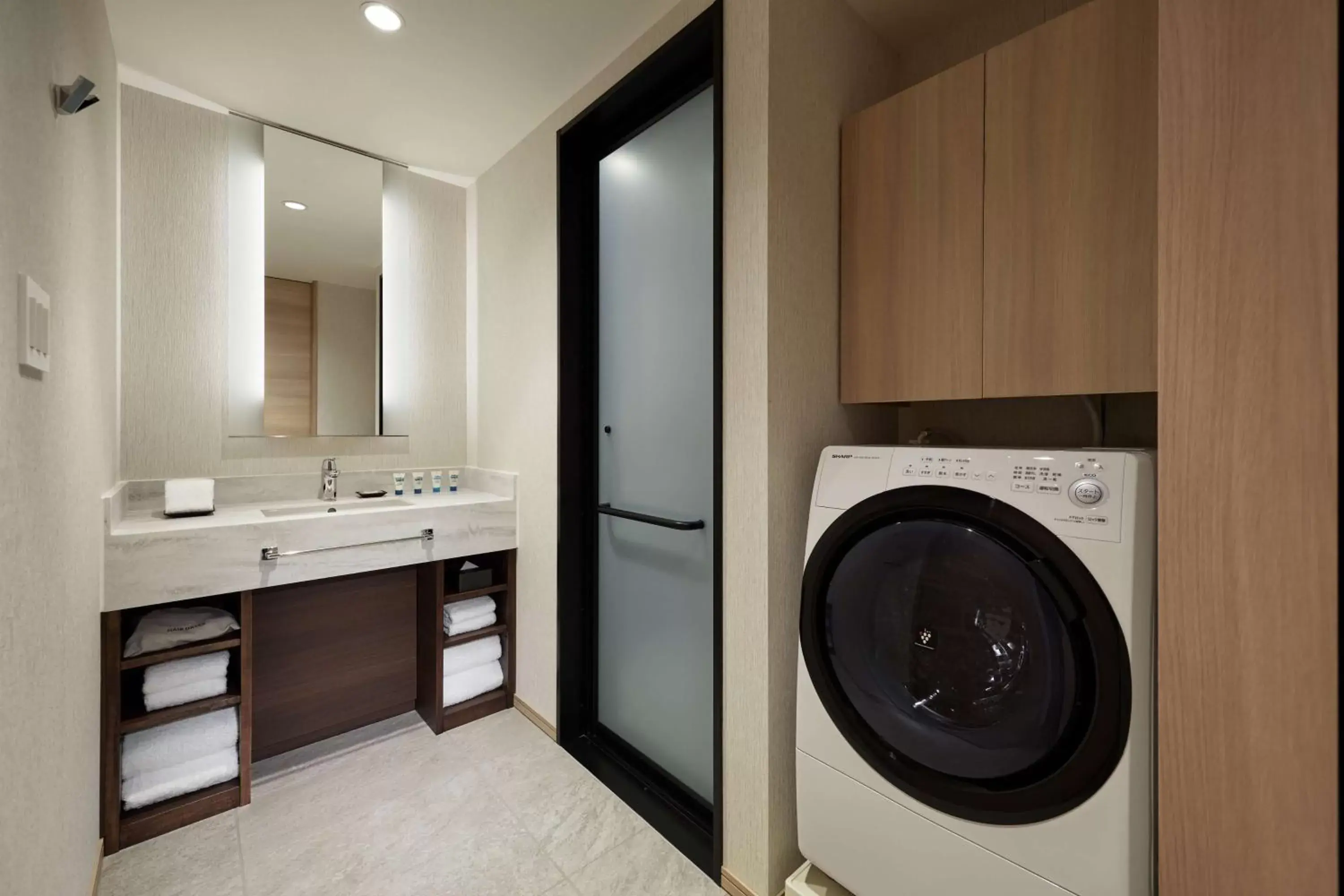 Photo of the whole room, Bathroom in Hyatt House Kanazawa