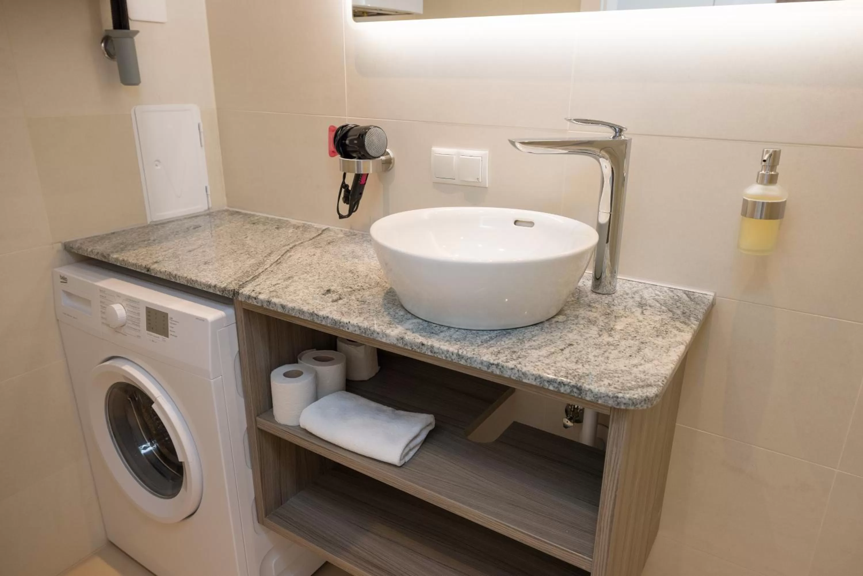 Vienna Stay Apartments or Rooms 1050