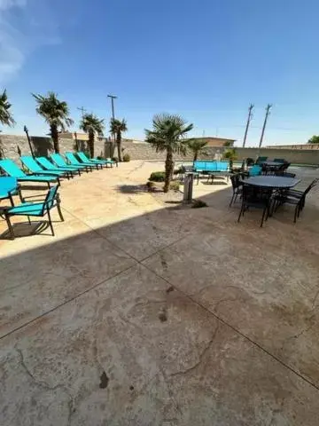 Swimming pool in La Quinta by Wyndham Carlsbad