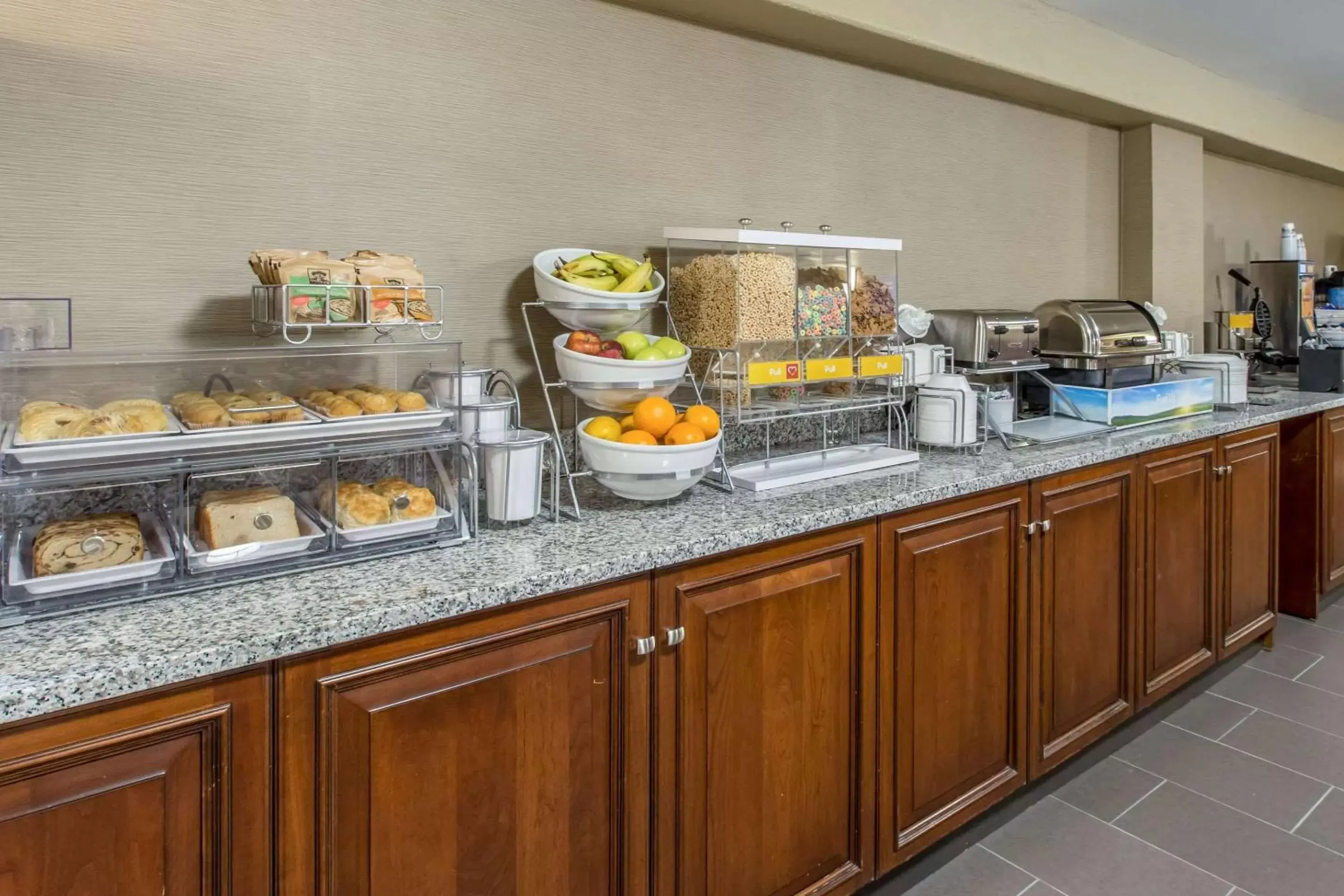 Restaurant/places to eat, Food in Comfort Inn & Suites Knoxville West