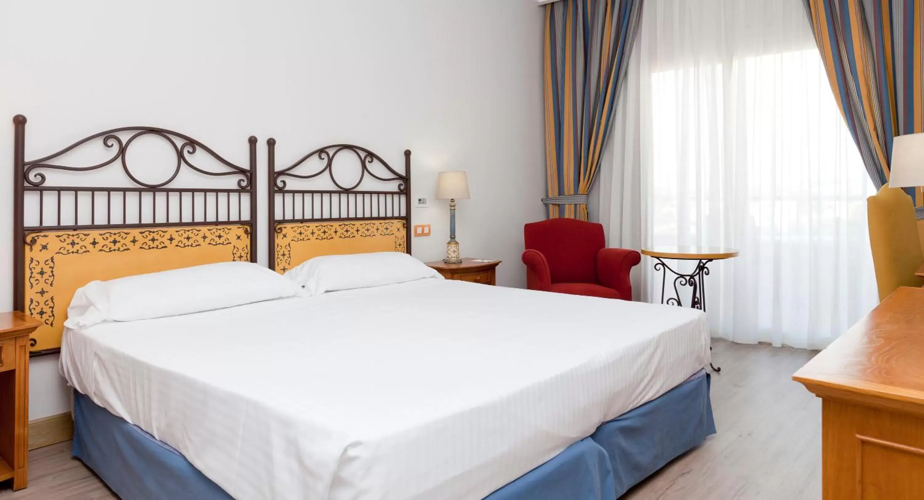 Bed in Hotel Alicante Golf