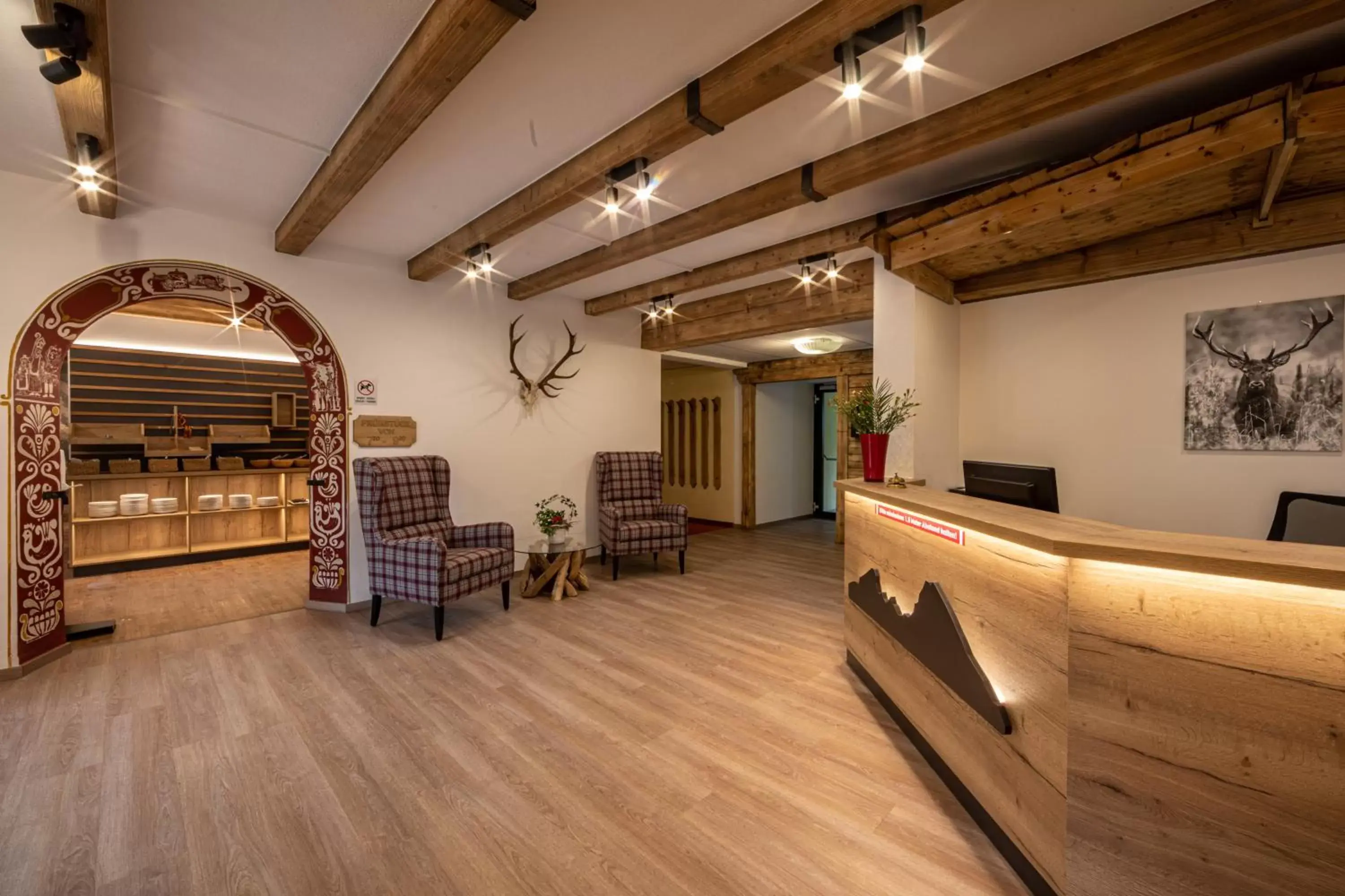 Lobby/Reception in Alpenhotel Brennerbascht