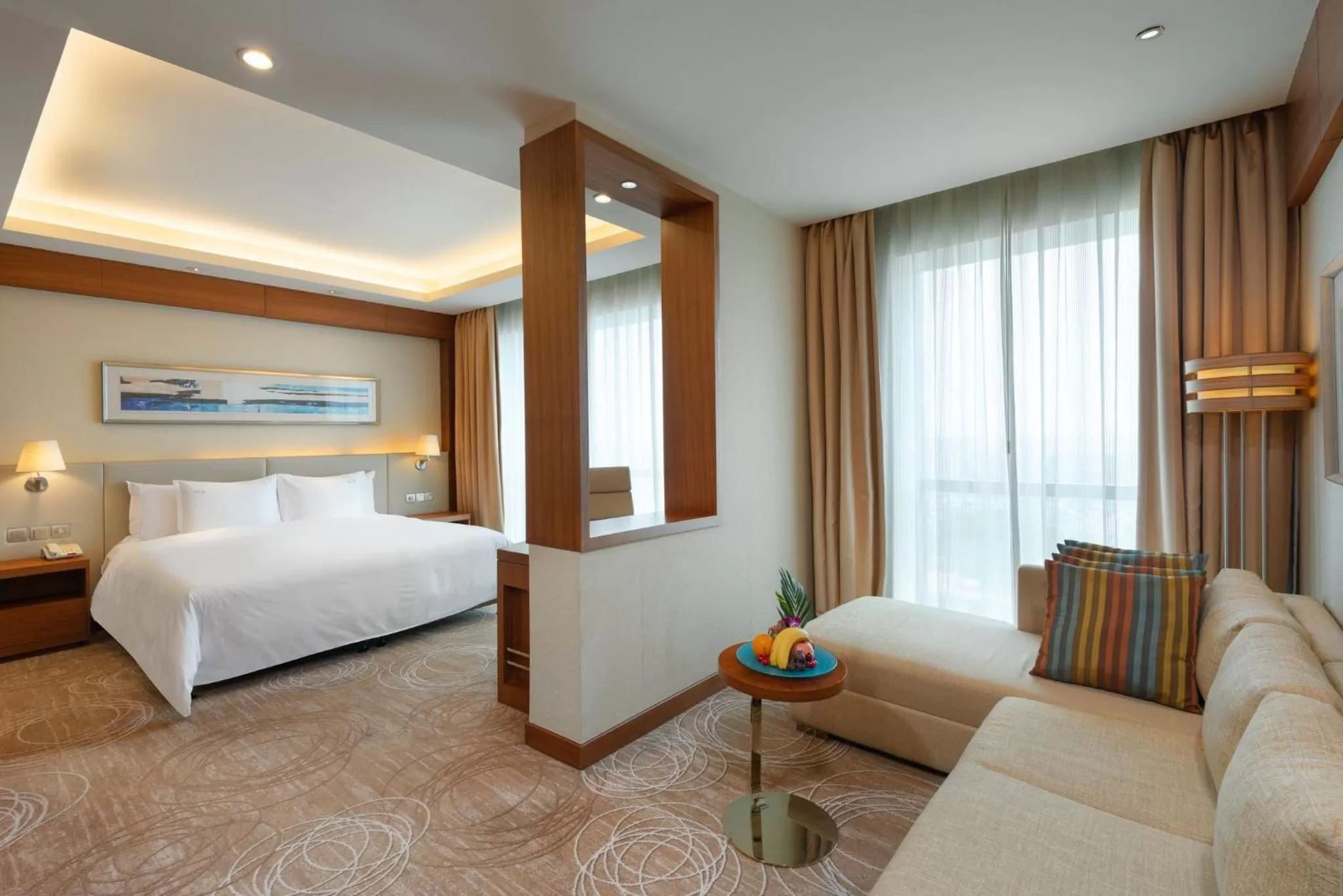 Bedroom, Bed in Holiday Inn Shanghai Pudong Kangqiao by IHG - Free shuttle bus to Disney land, Ins Swimming Pool