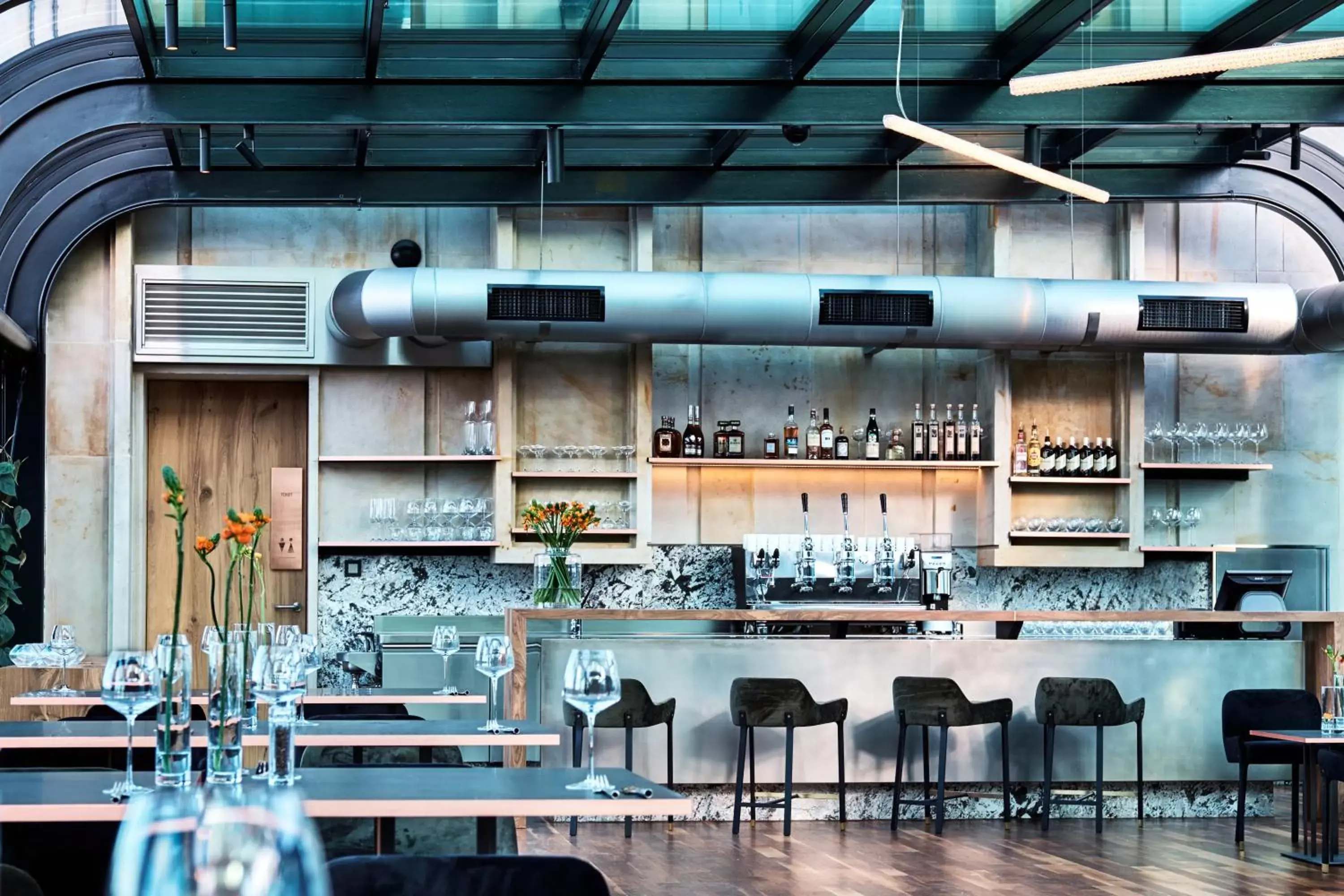 Restaurant/places to eat in Hotel Warszawa Restaurant/places to eat in Hotel Warszawa