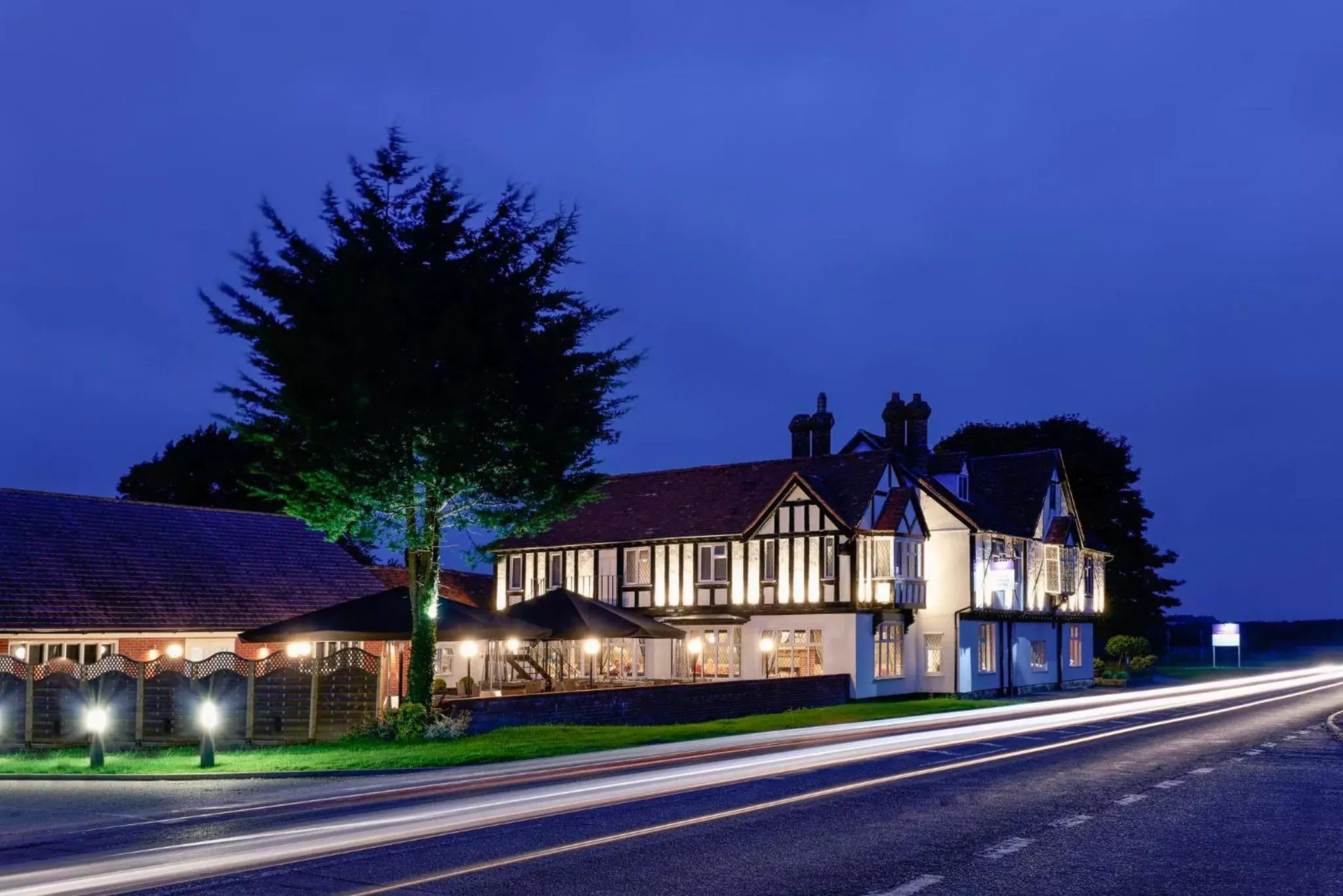 Night, Property Building in Mercure Thame Lambert Hotel