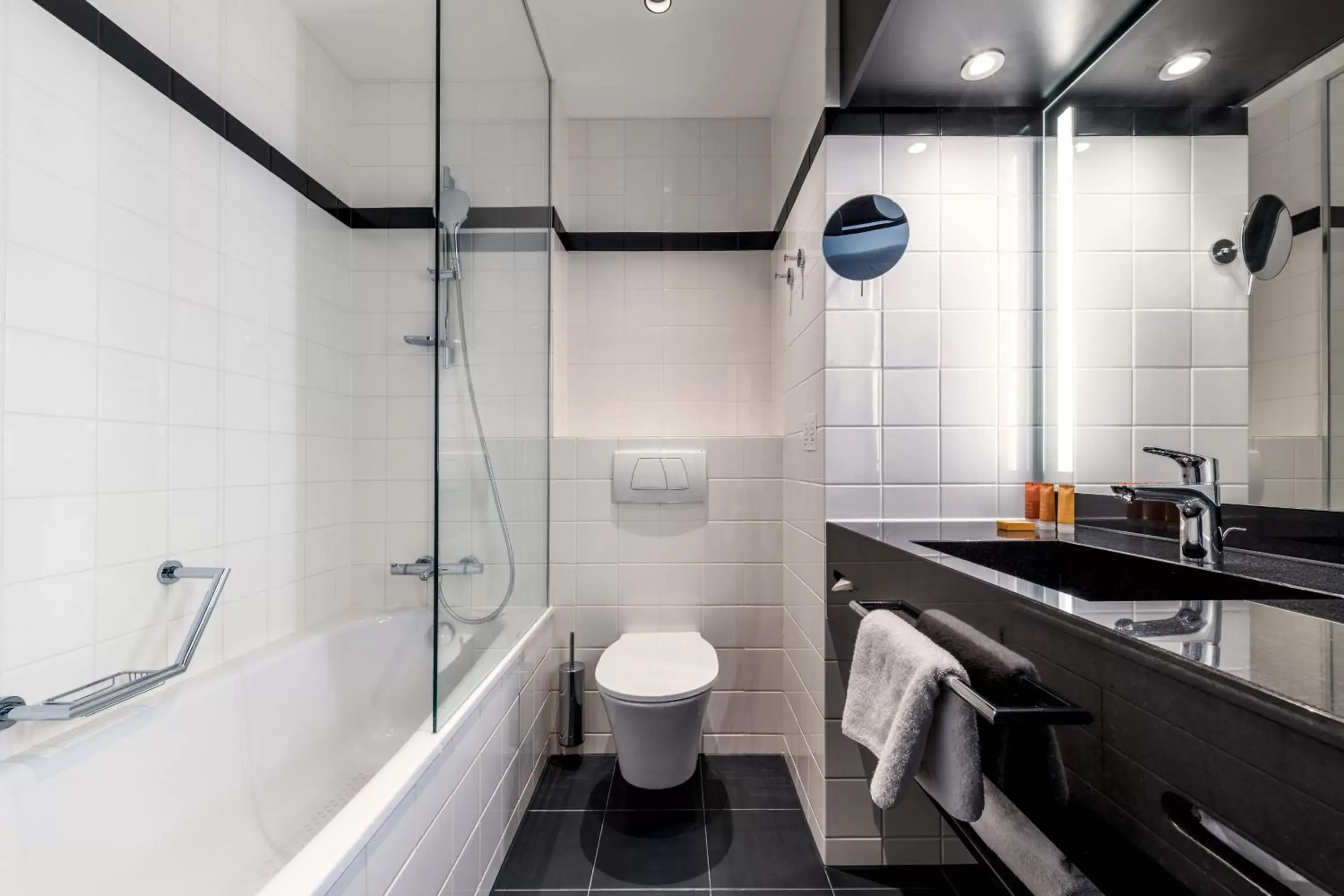 Shower, Bathroom in Vienna House by Wyndham Diplomat Prague