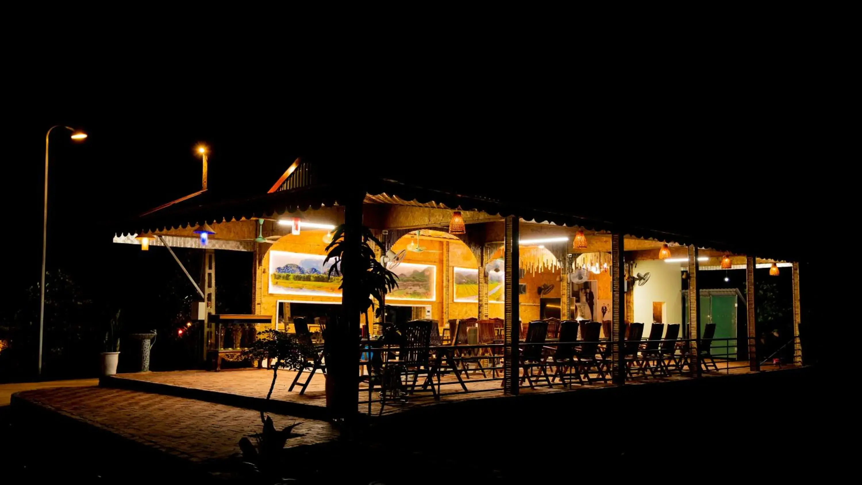 Restaurant/places to eat in Tam Coc Cat Luong Homestay Restaurant/places to eat in Tam Coc Cat Luong Homestay