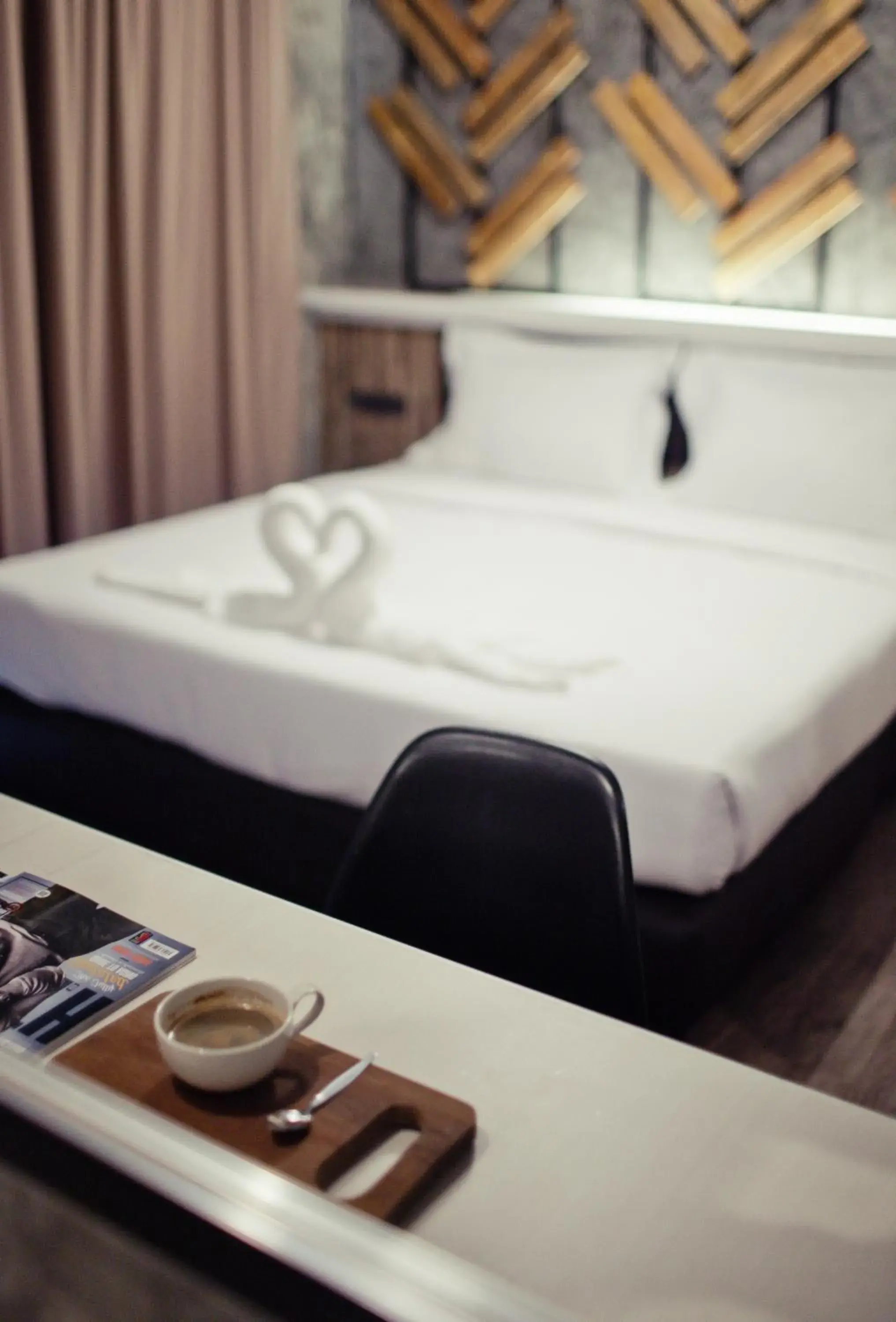 Photo of the whole room, Bed in The Proud Hotel