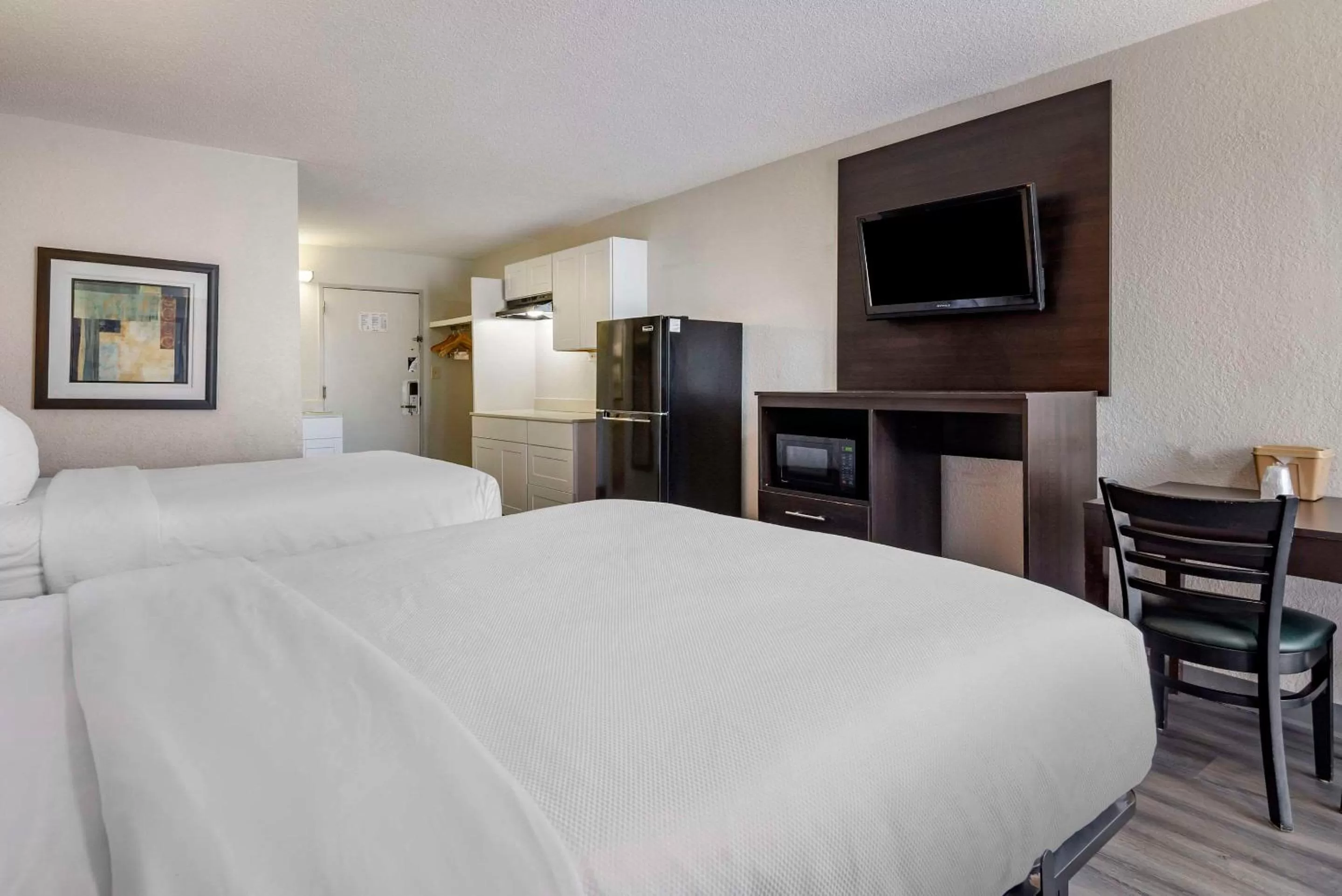 Bedroom, Bed in Suburban Studios Rock Hill Northeast I-77