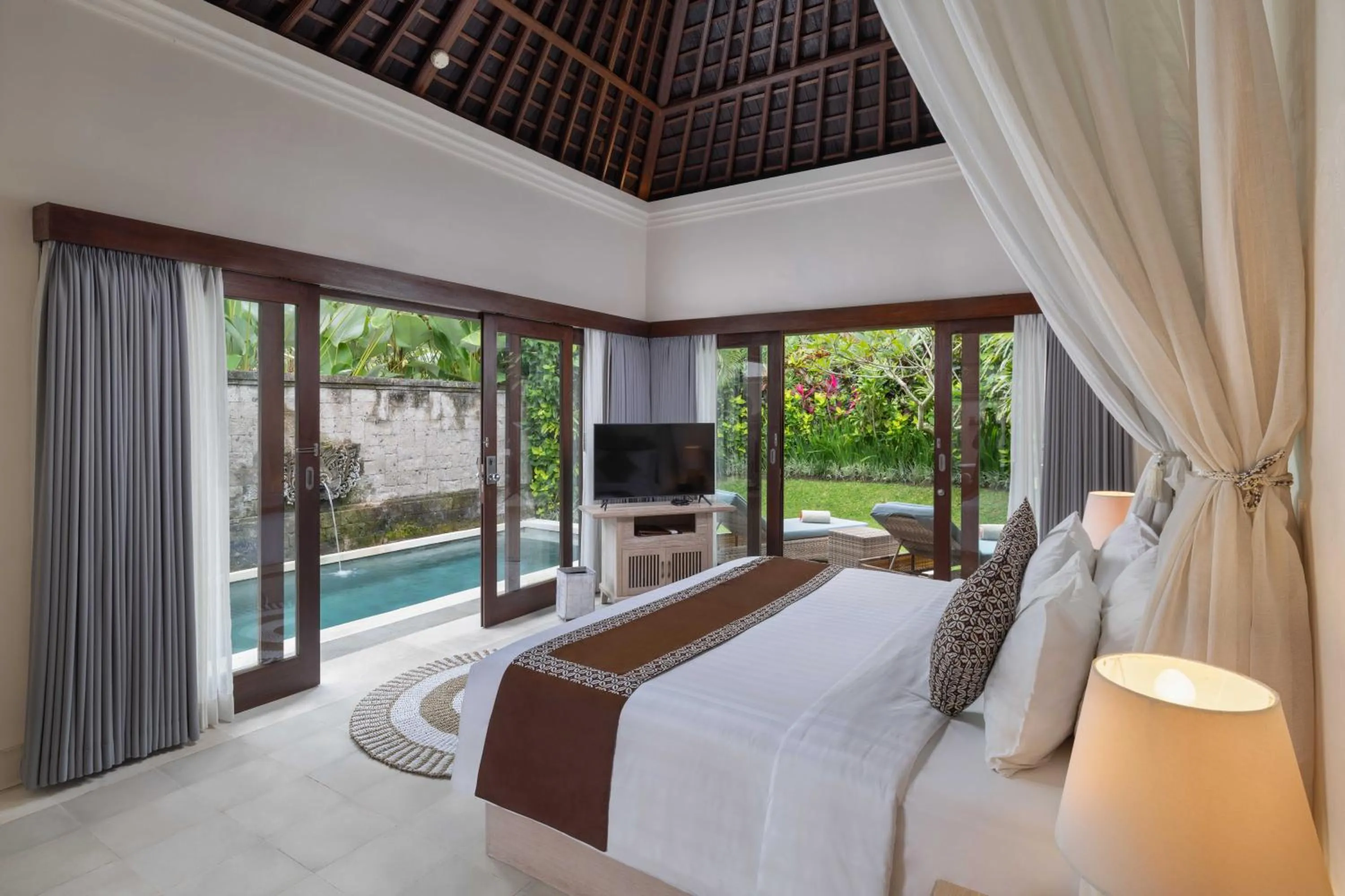 Bed in Visesa Ubud Resort