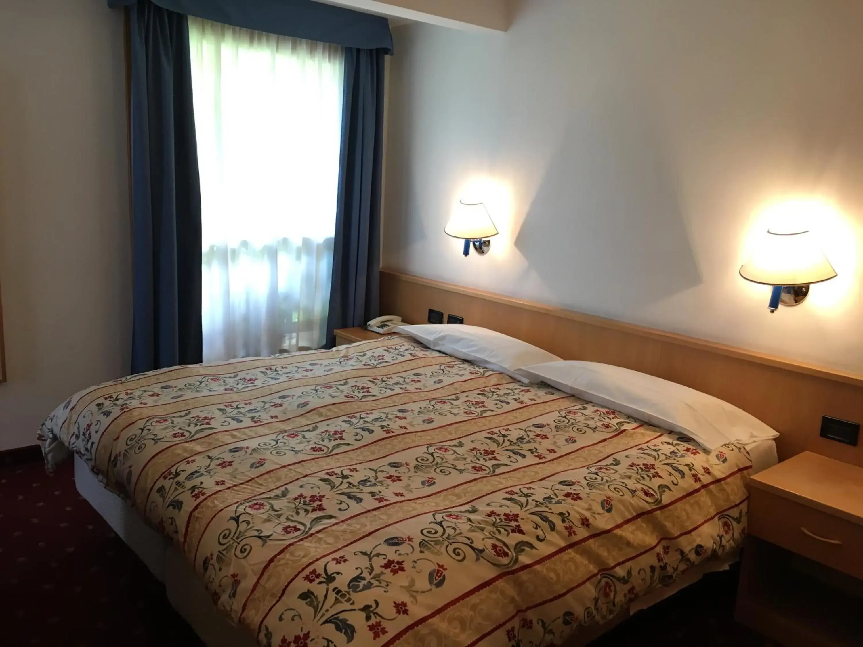 Bed, Room Photo in Garni Enrosadira