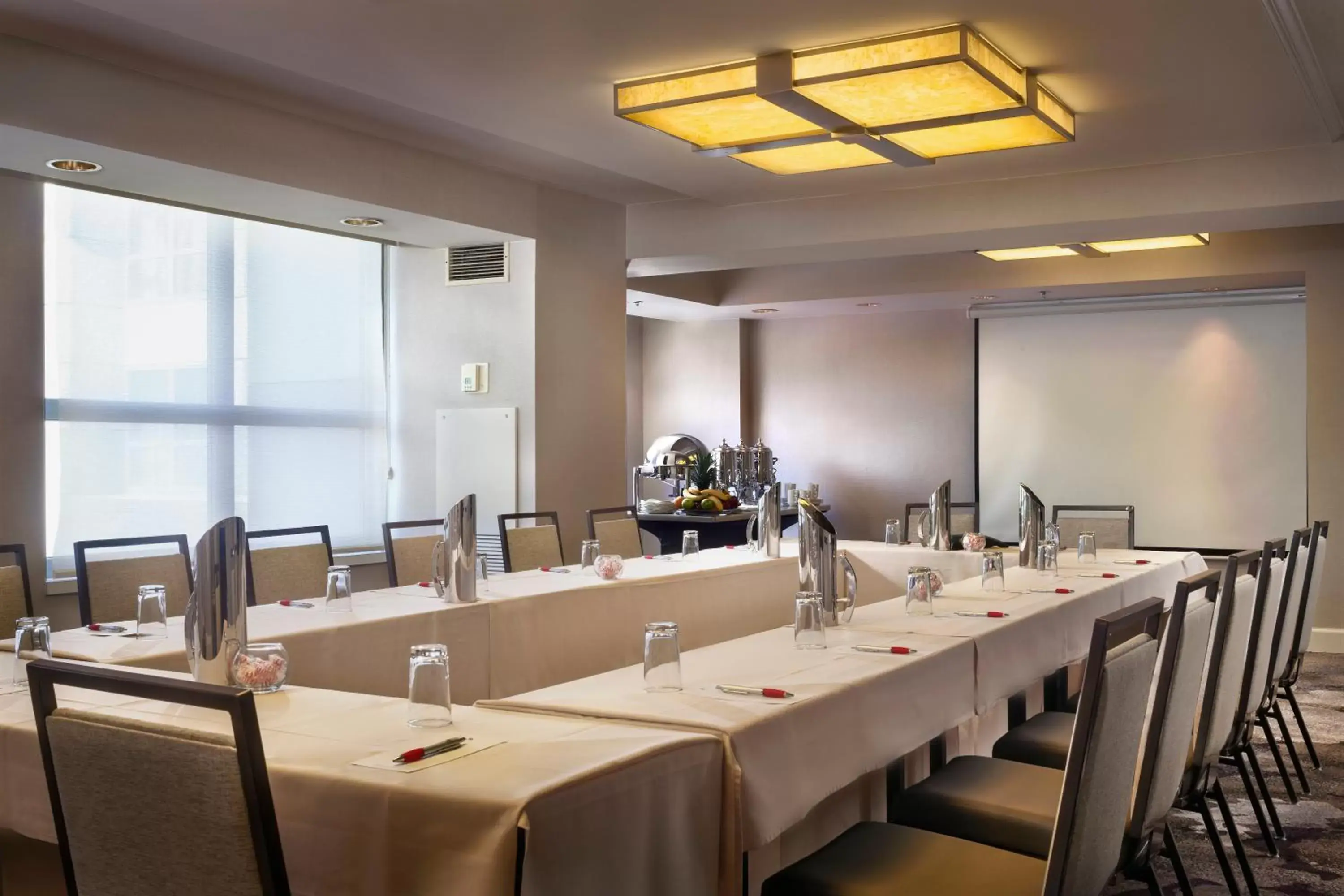 Business facilities in Chicago Marriott Suites Deerfield