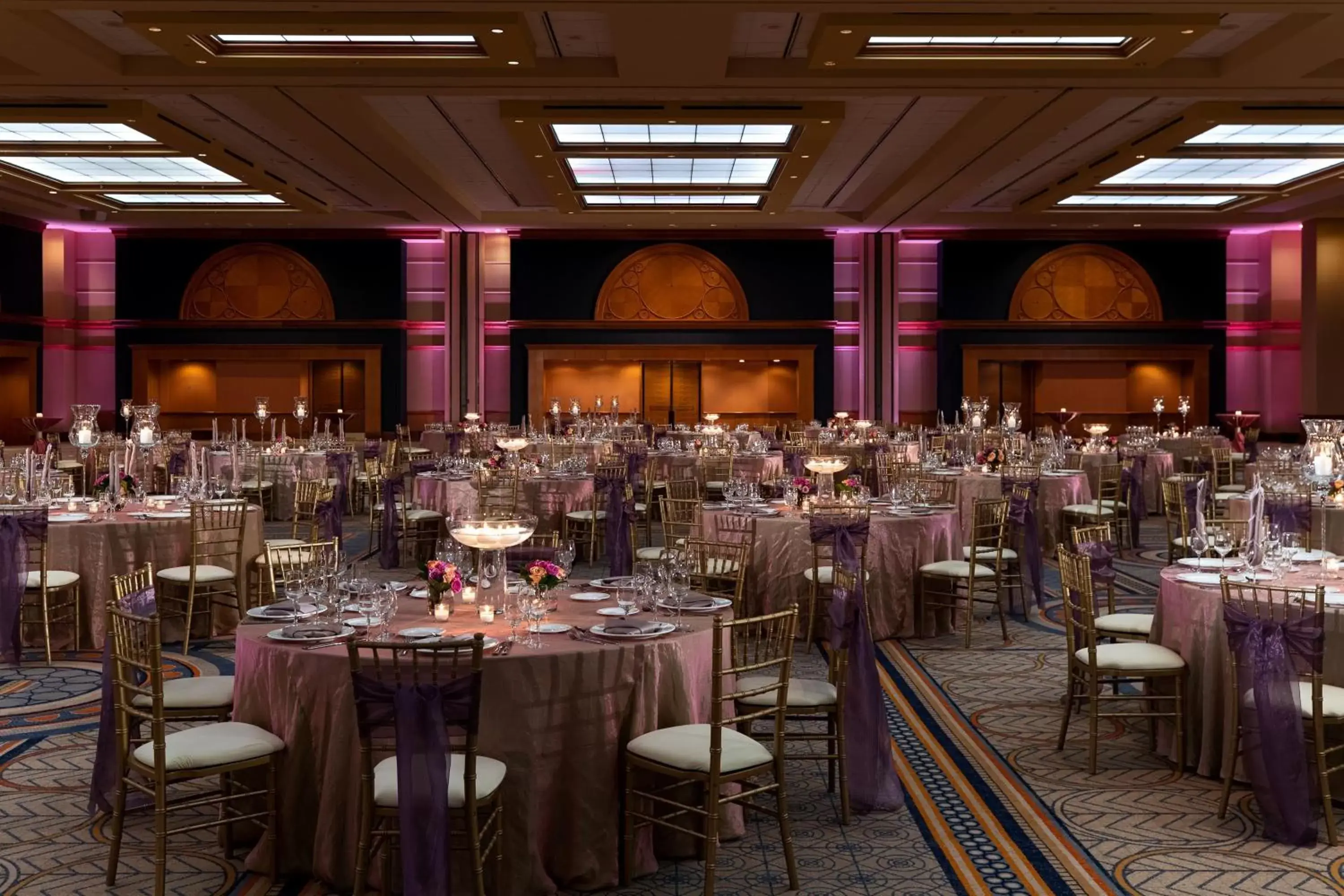 Banquet/Function facilities, Restaurant/Places to Eat in Sheraton Grand Chicago Riverwalk