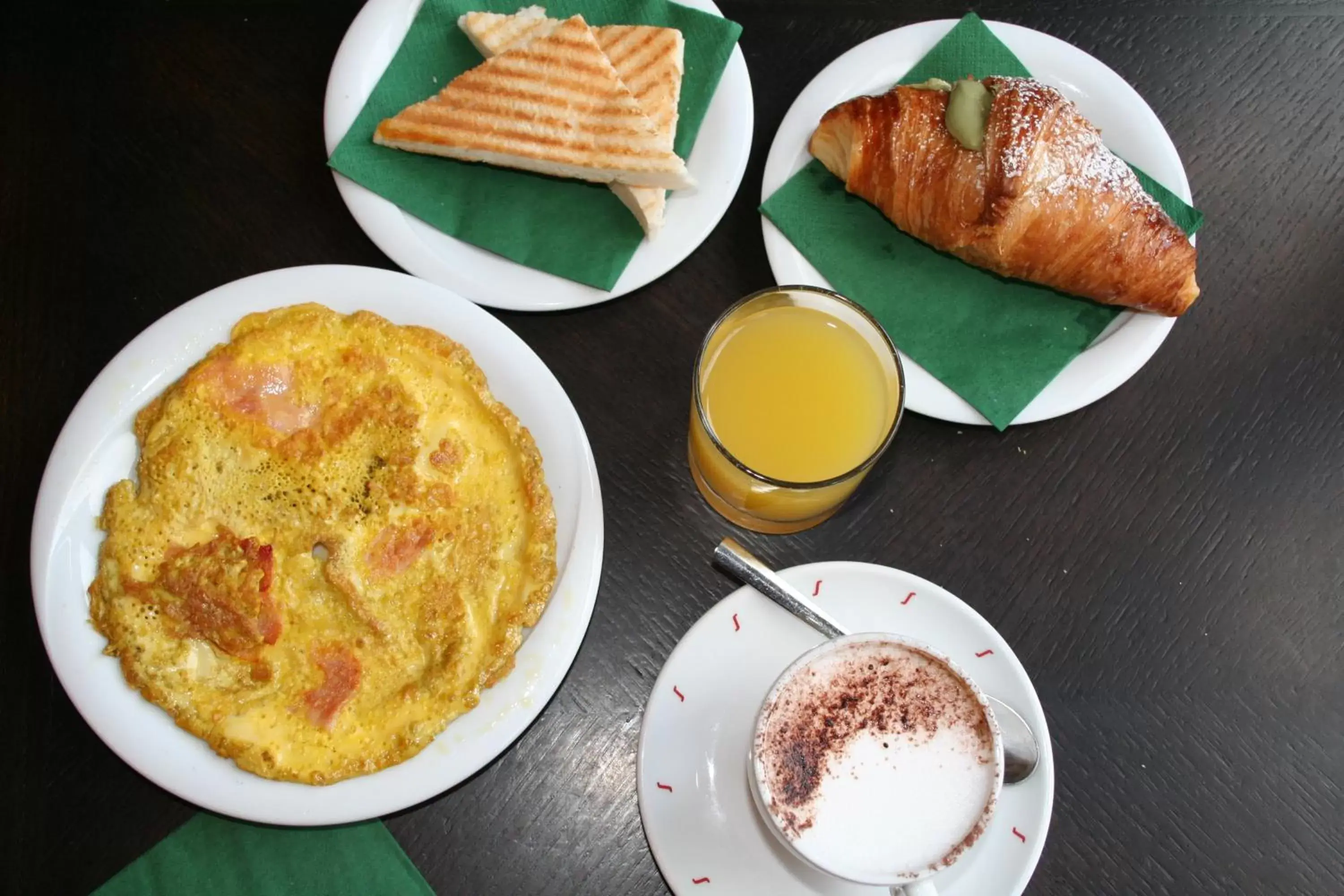 Breakfast, Food in B&B La Residenza Dell'Orafo