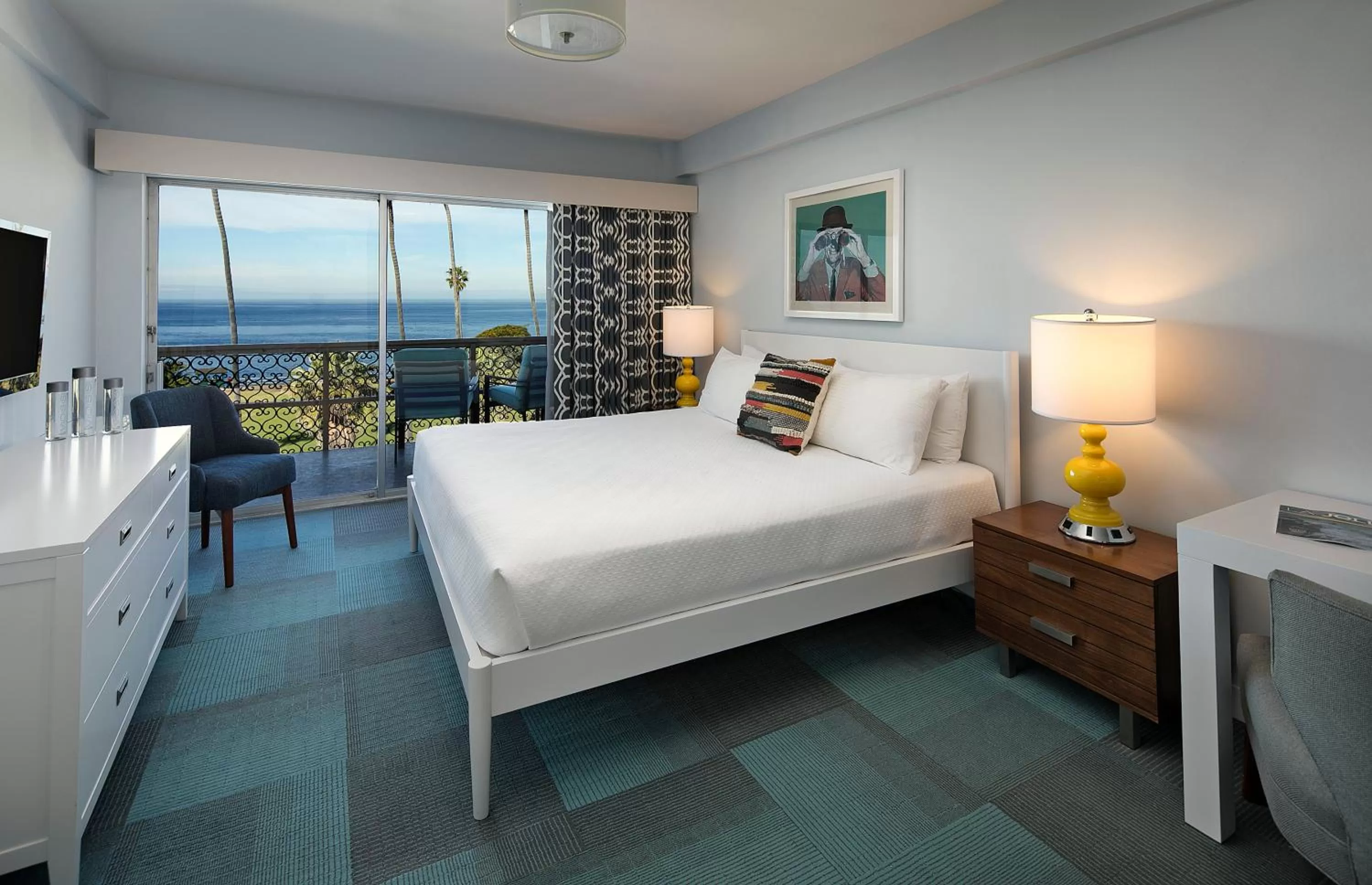 Oceanfront King + Queen Suite in La Jolla Cove Suites