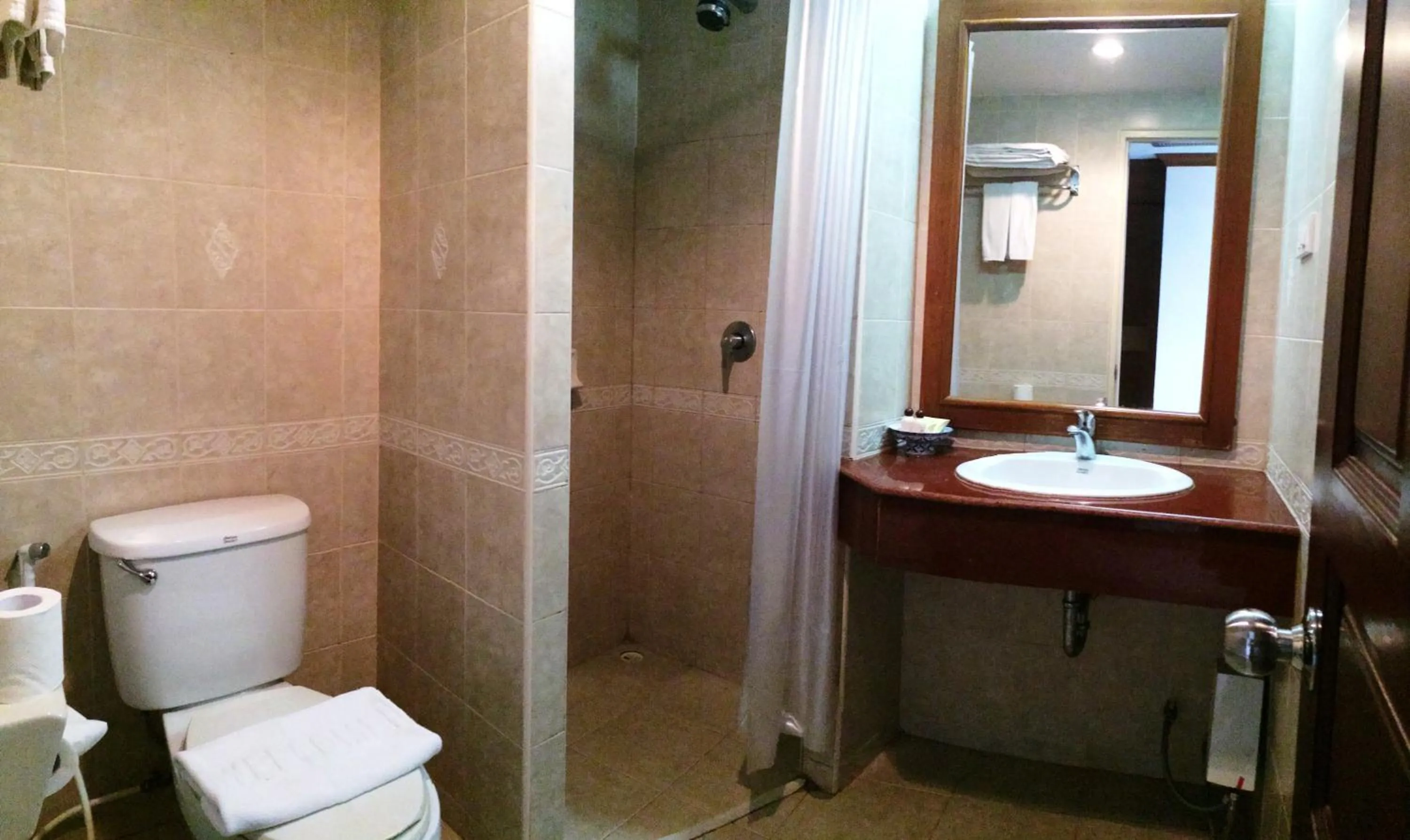 Shower in Jomtien Boathouse