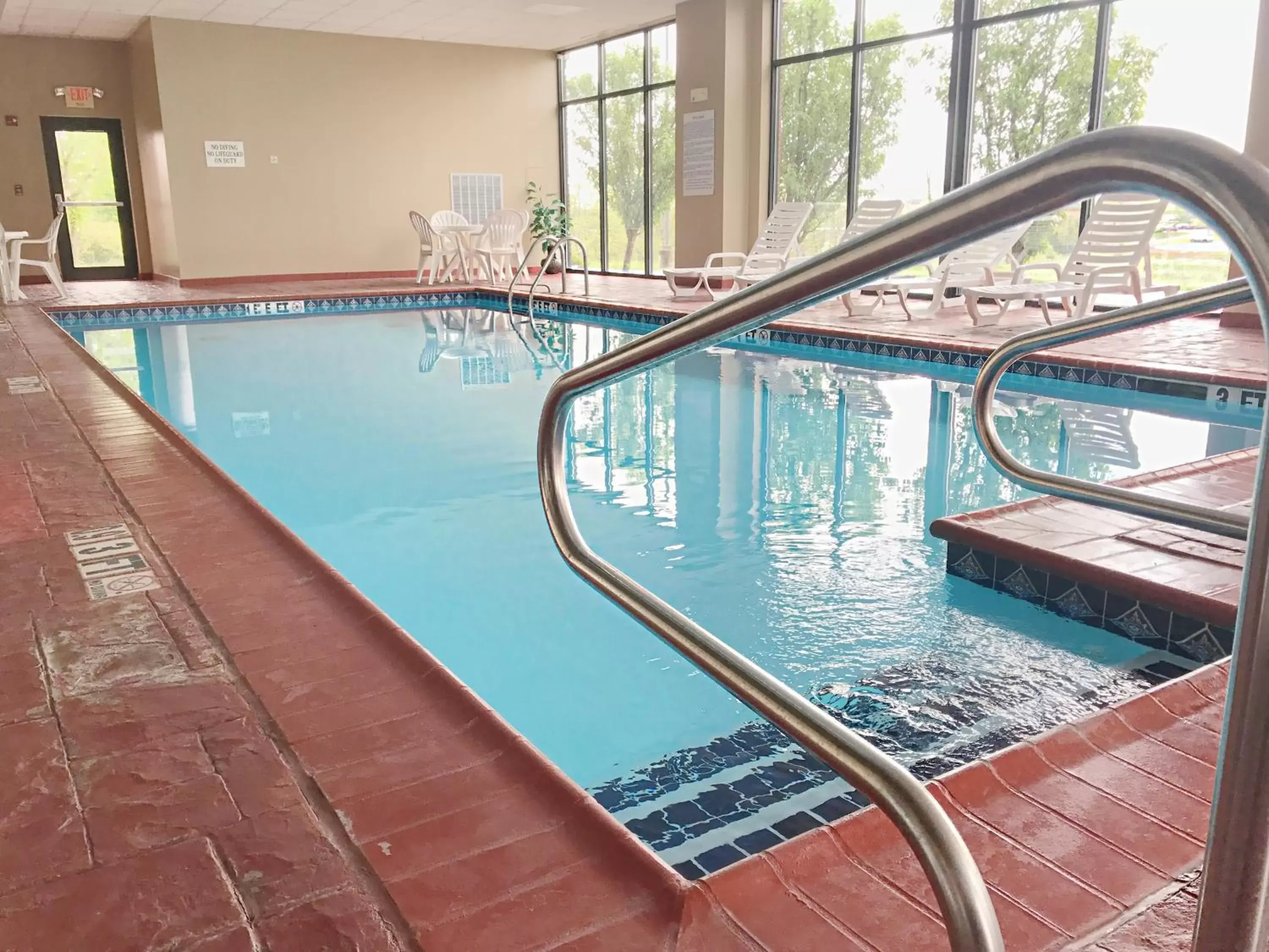 Swimming Pool in Wingate by Wyndham Louisville East