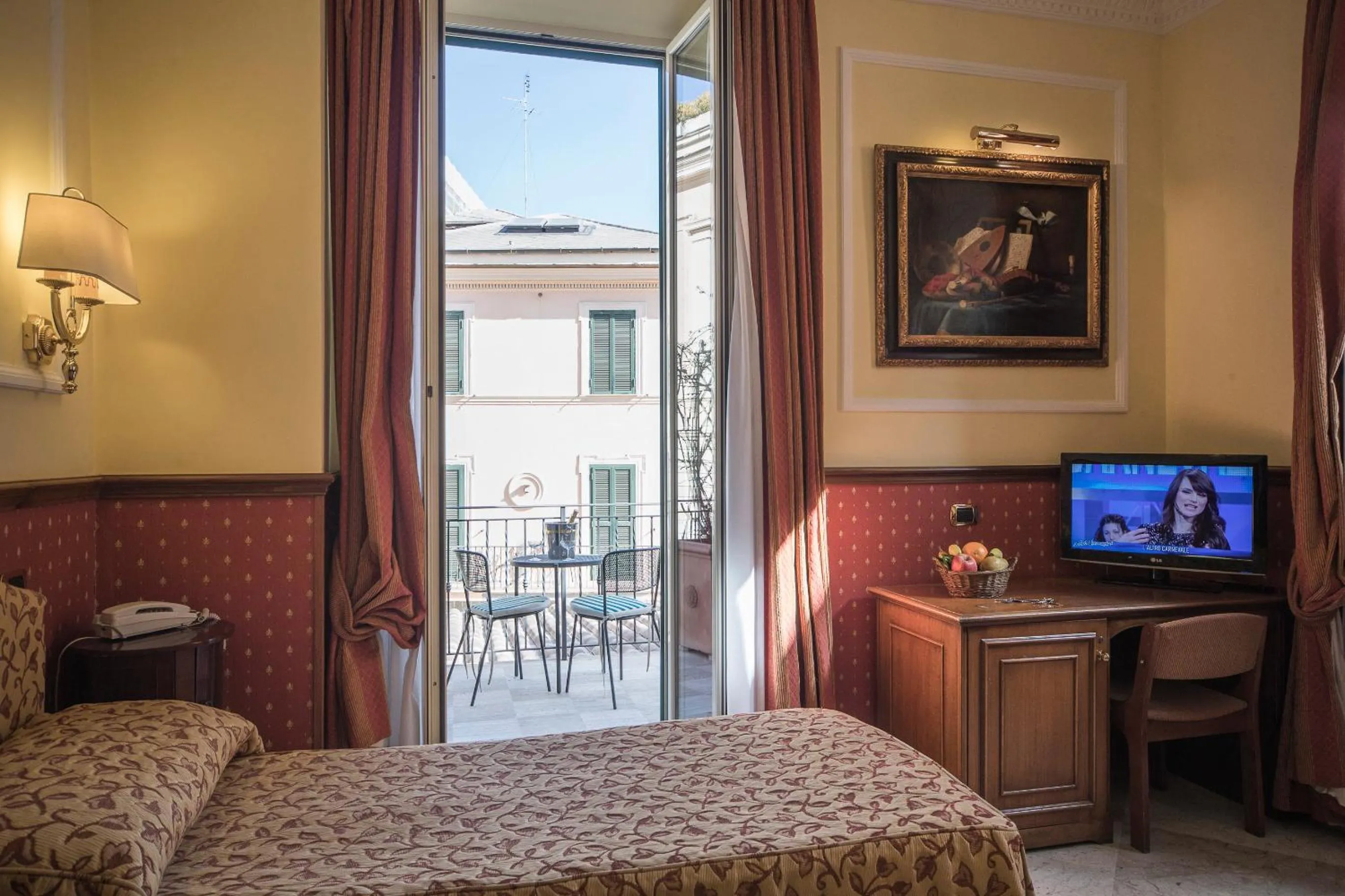 Photo of the whole room, Bed in Hotel Donatello