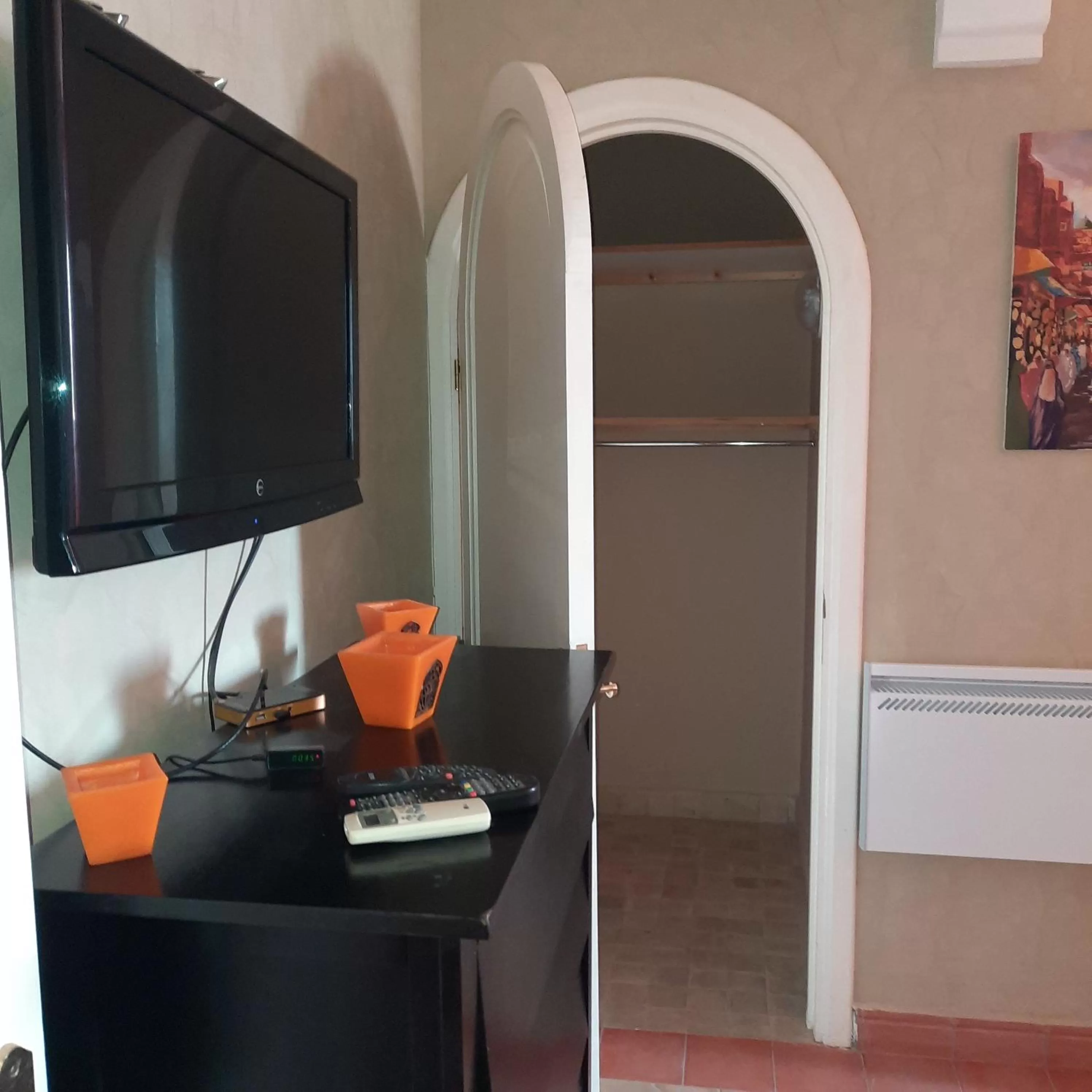 Living room, TV/Entertainment Center in Résidence Habiba