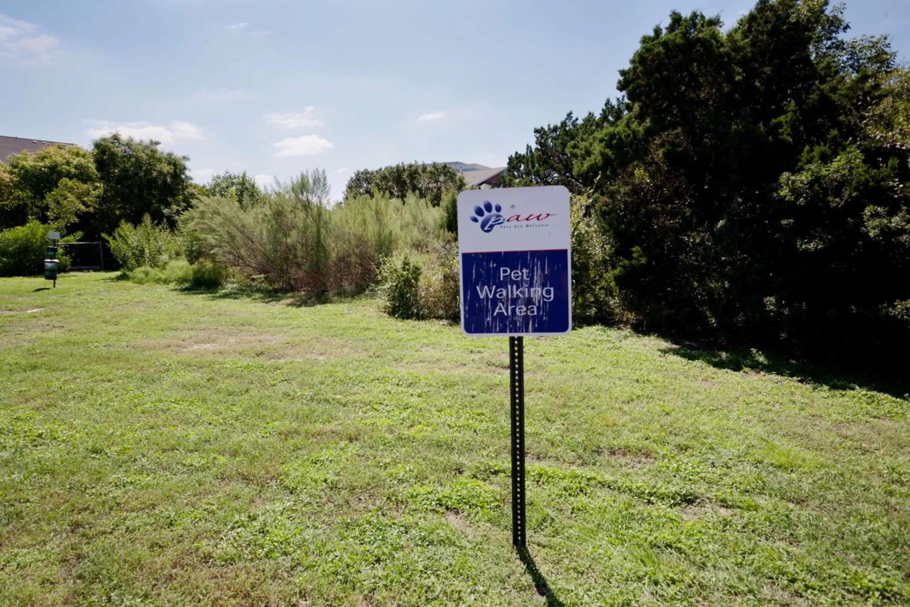 Pets in Sonesta Simply Suites Austin The Domain Area