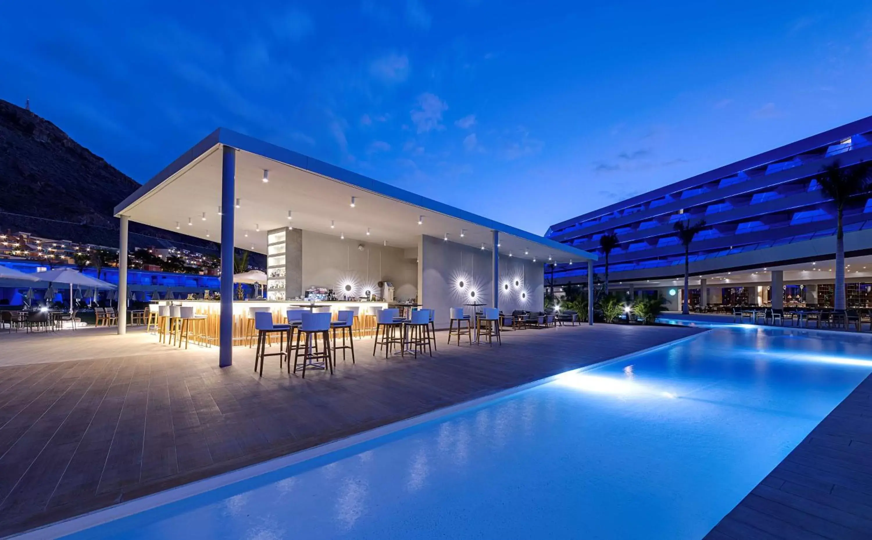 Restaurant/places to eat, Swimming Pool in Radisson Blu Resort & Spa, Gran Canaria Mogan