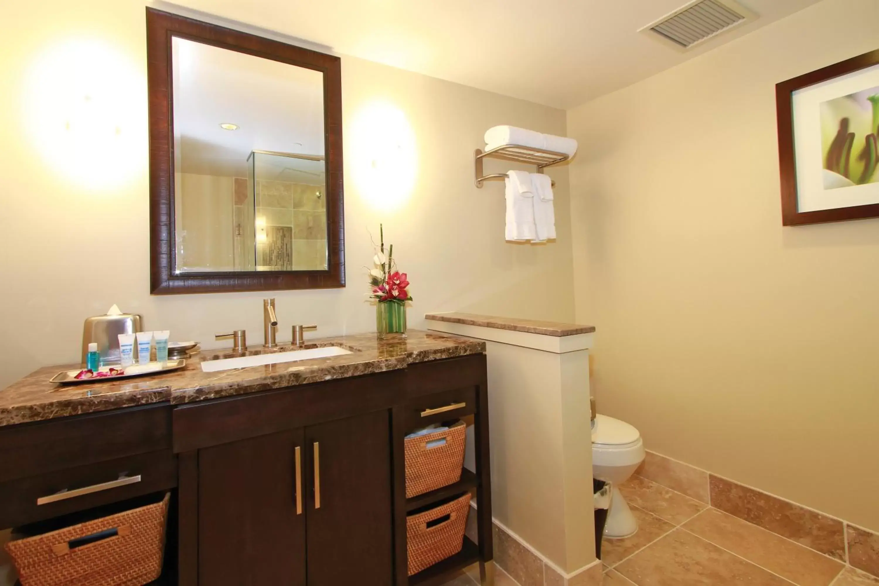 Bathroom in Wyndham Vacation Resorts Royal Garden at Waikiki