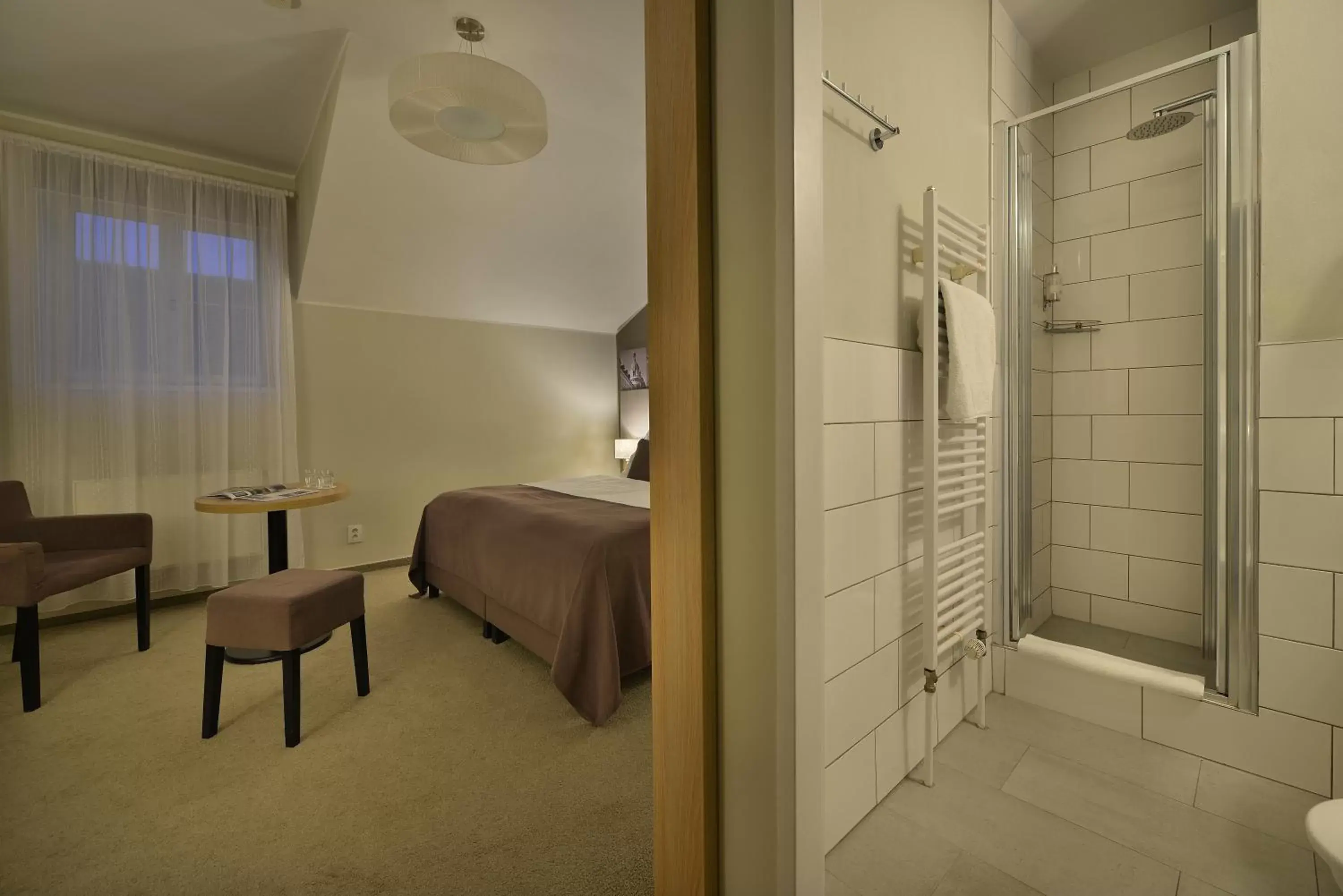 Bathroom in Three Crowns Hotel