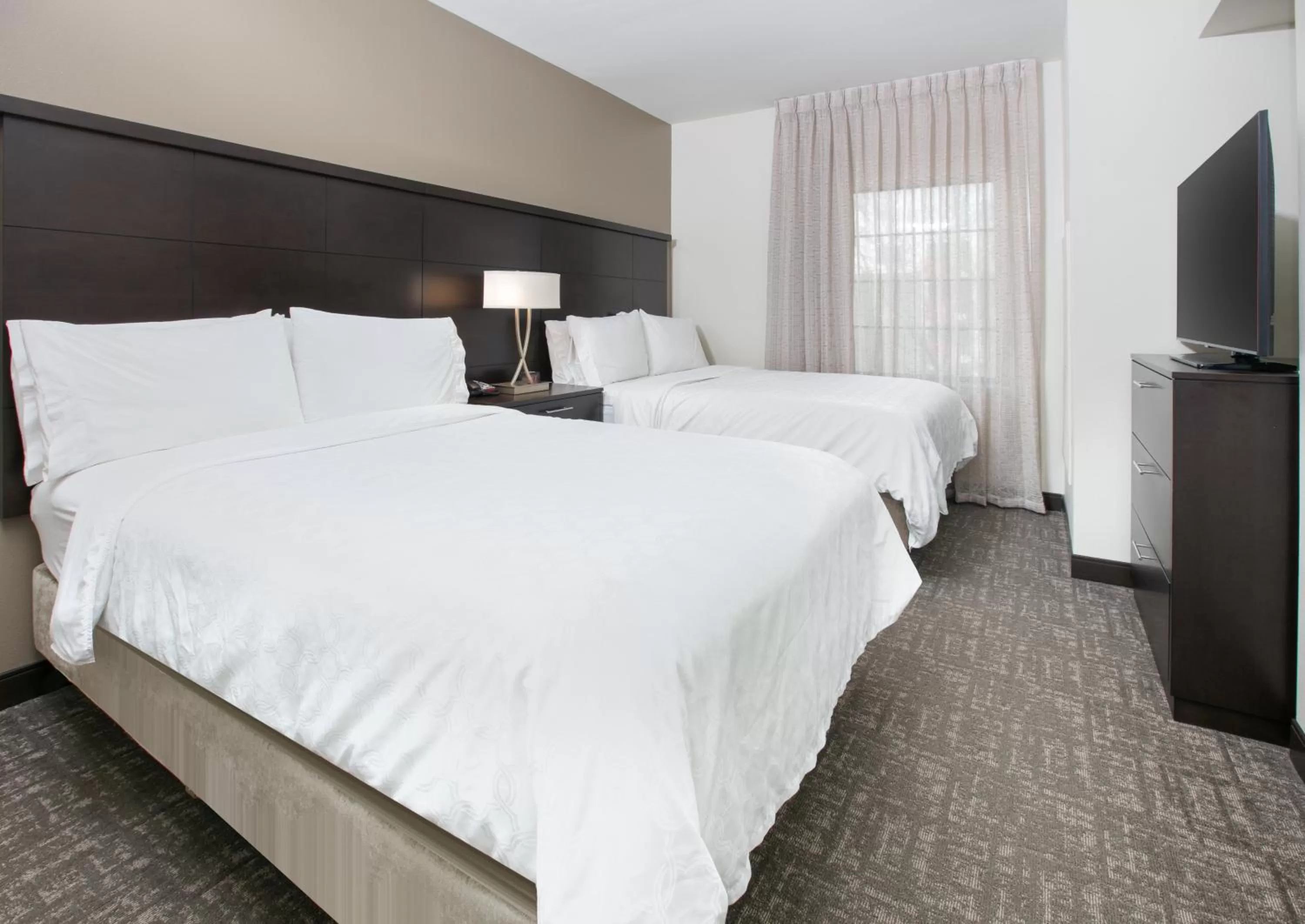 Photo of the whole room, Bed in Staybridge Suites Plano - Richardson Area by IHG