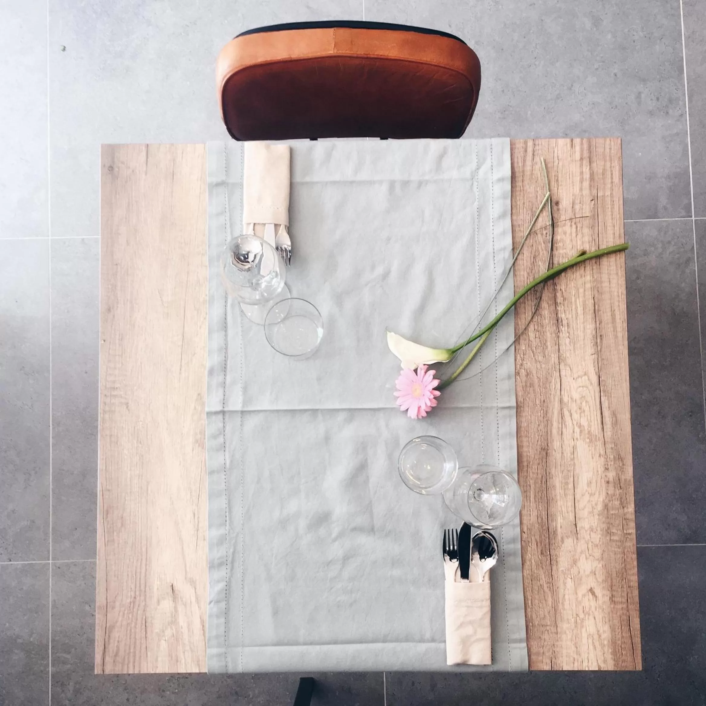 Restaurant/places to eat in Pove 2.4 Hotel