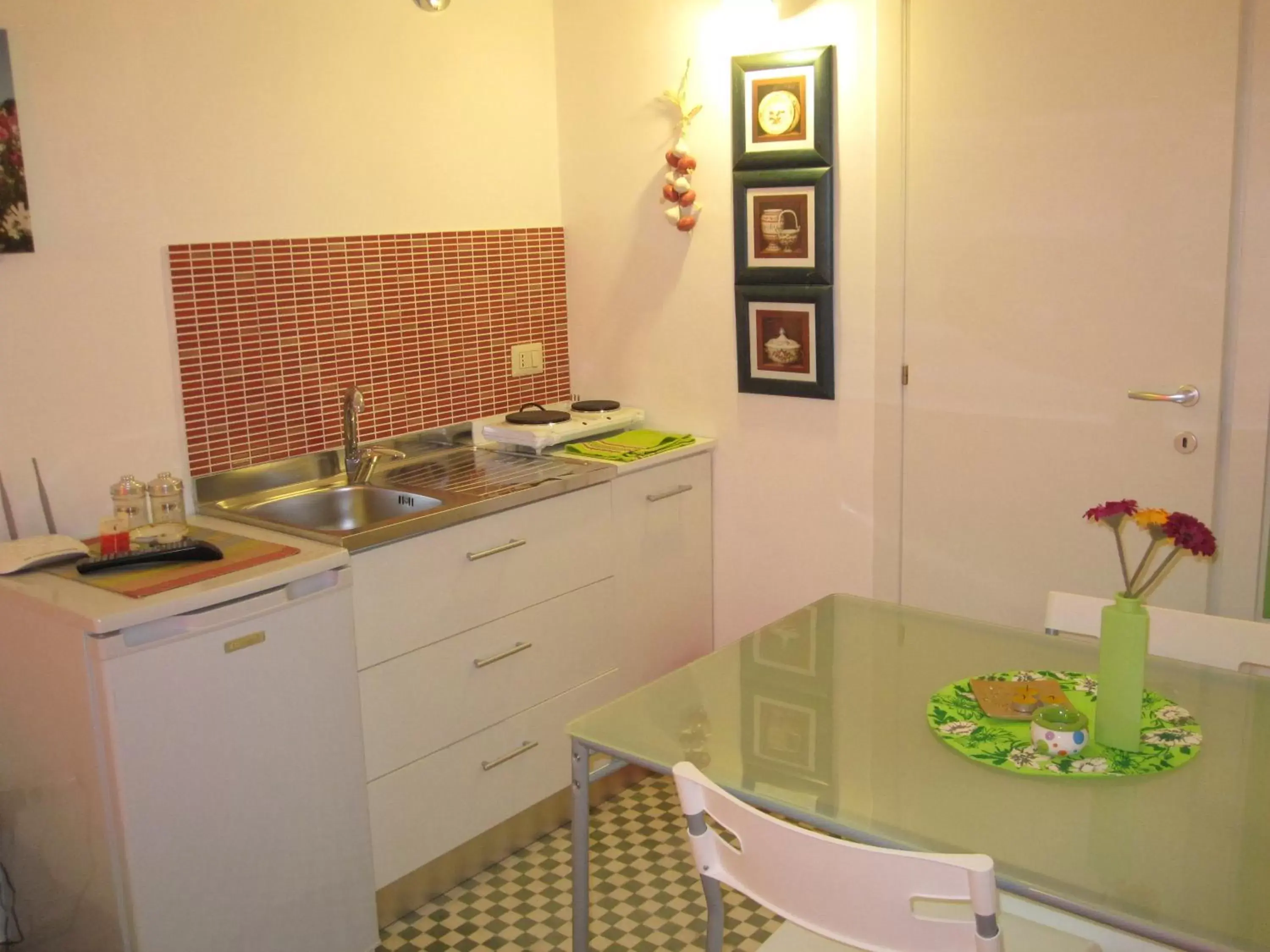 Dining area, Kitchen/Kitchenette in Casa Nave