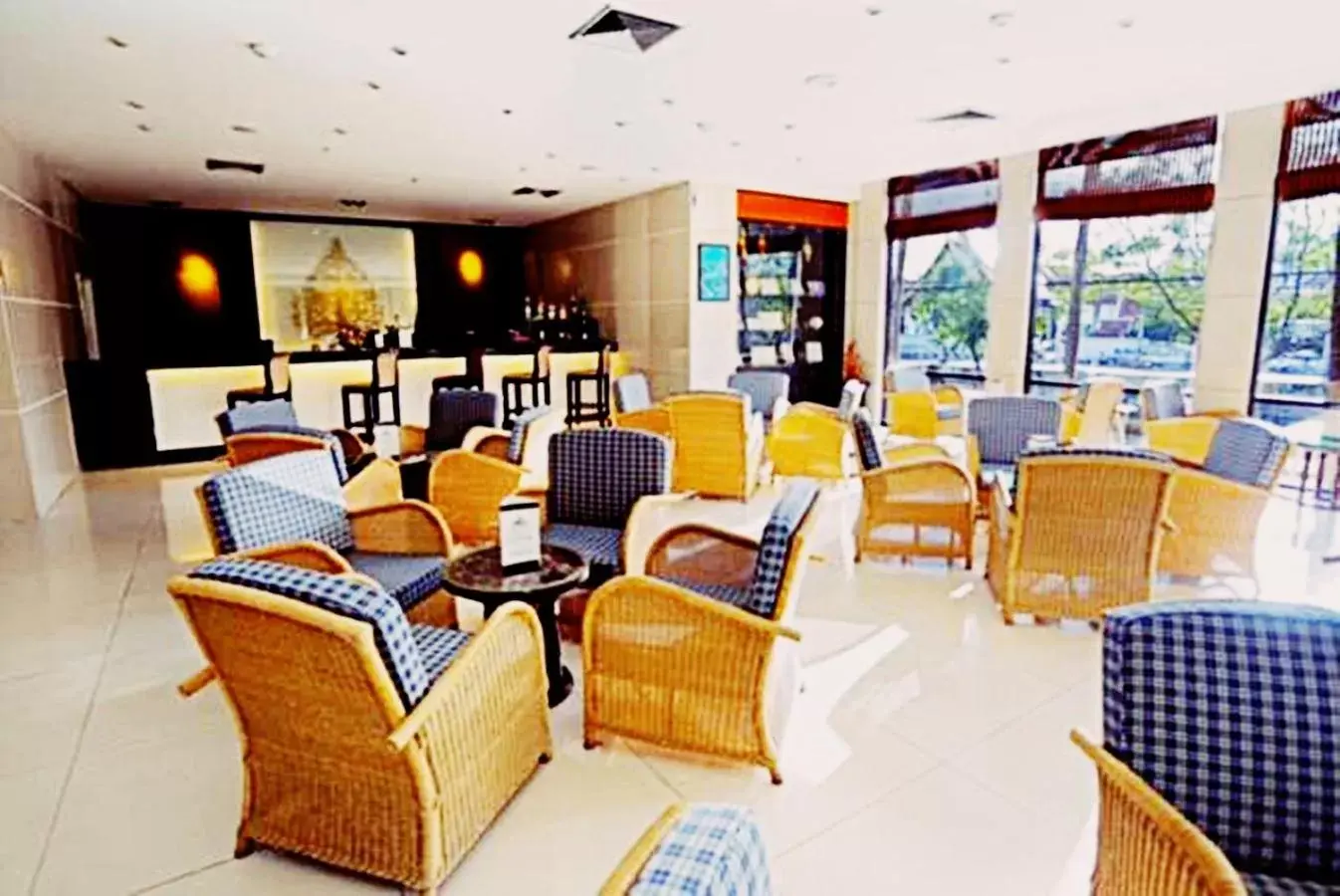 Day, Restaurant/Places to Eat in Amora Thapae Hotel Chiang Mai