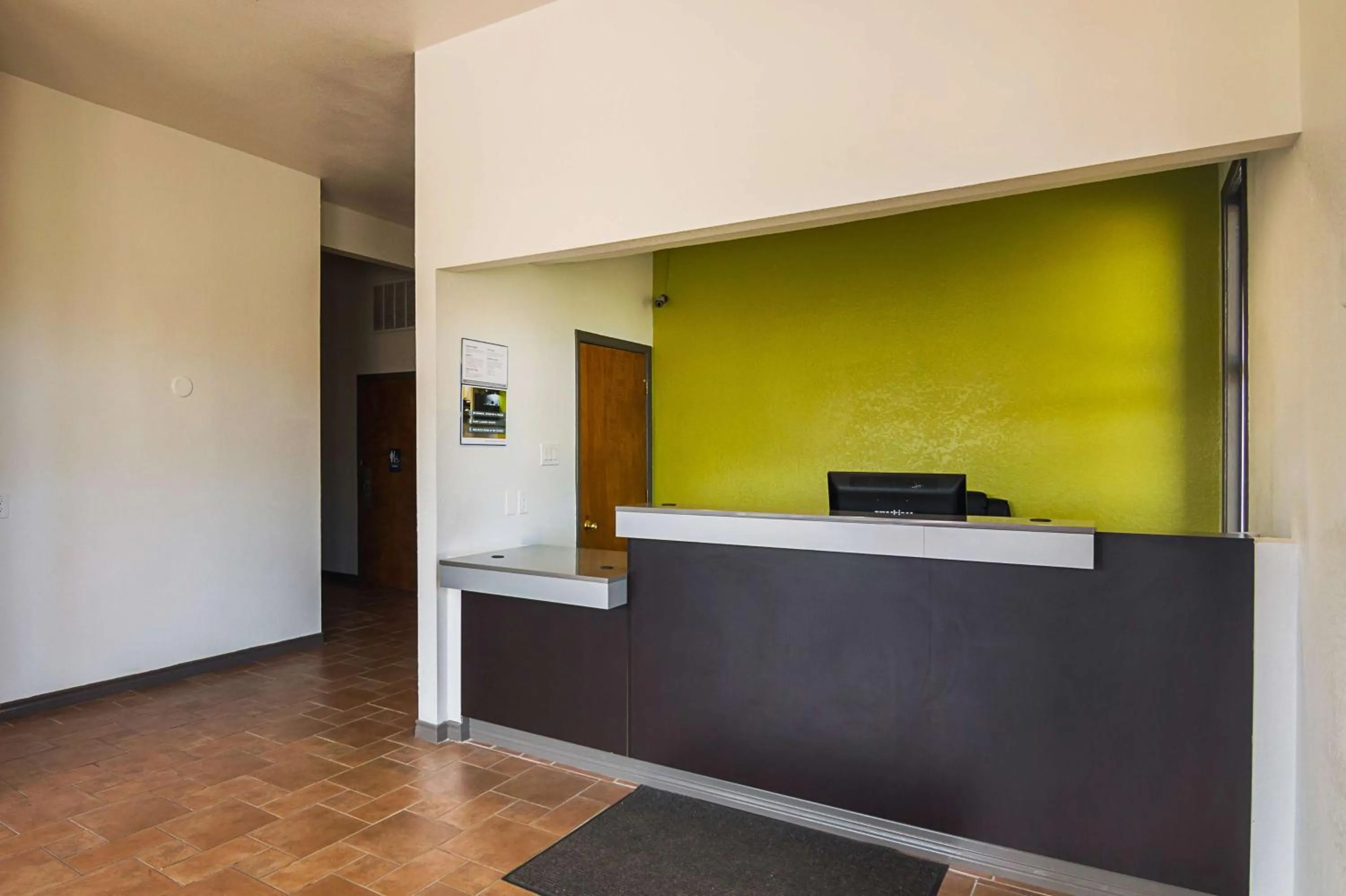 Lobby or reception in Studio 6-Tyler, TX