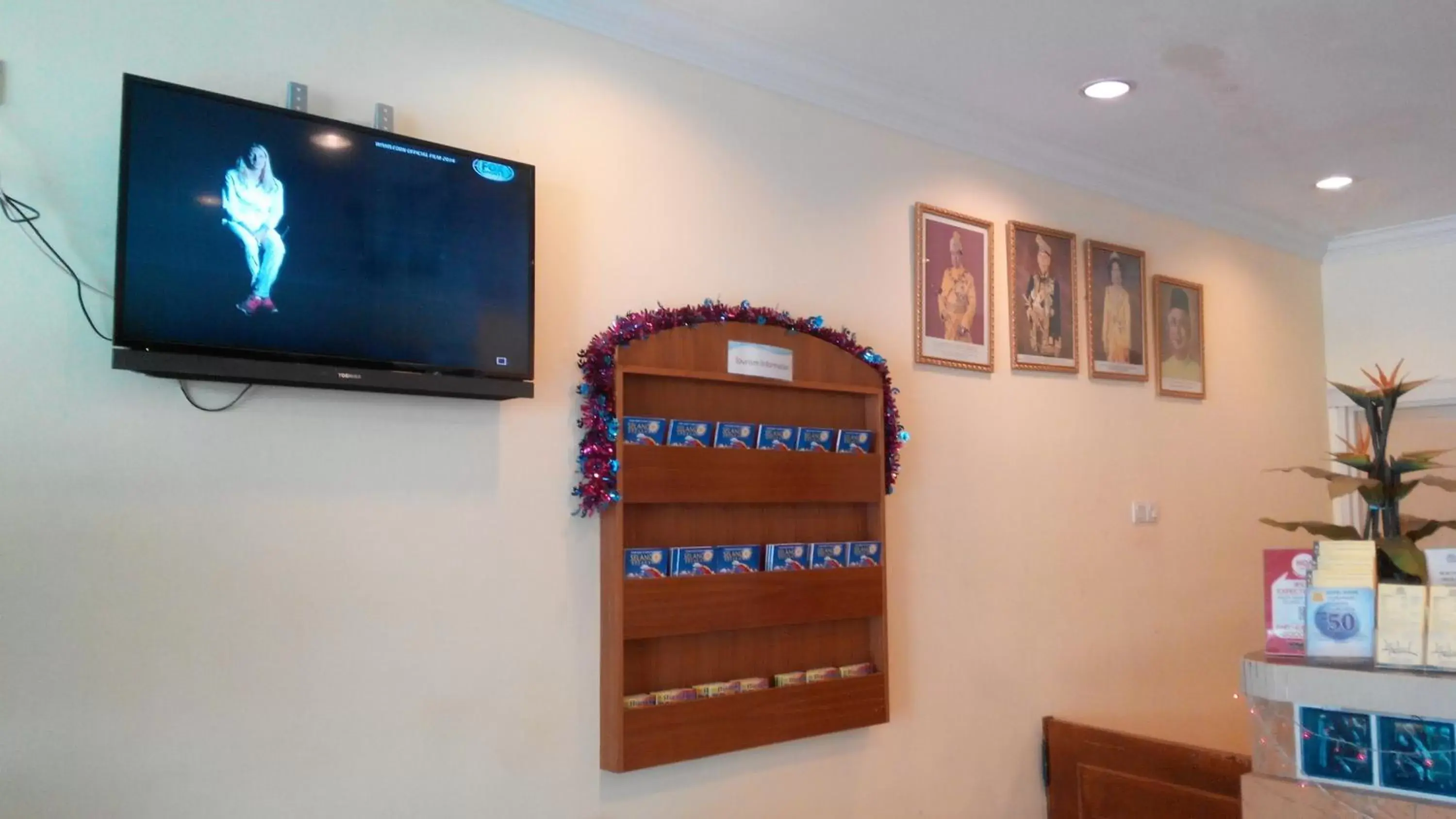 TV and multimedia, TV/Entertainment Center in Sun Inns Hotel Kuala Selangor